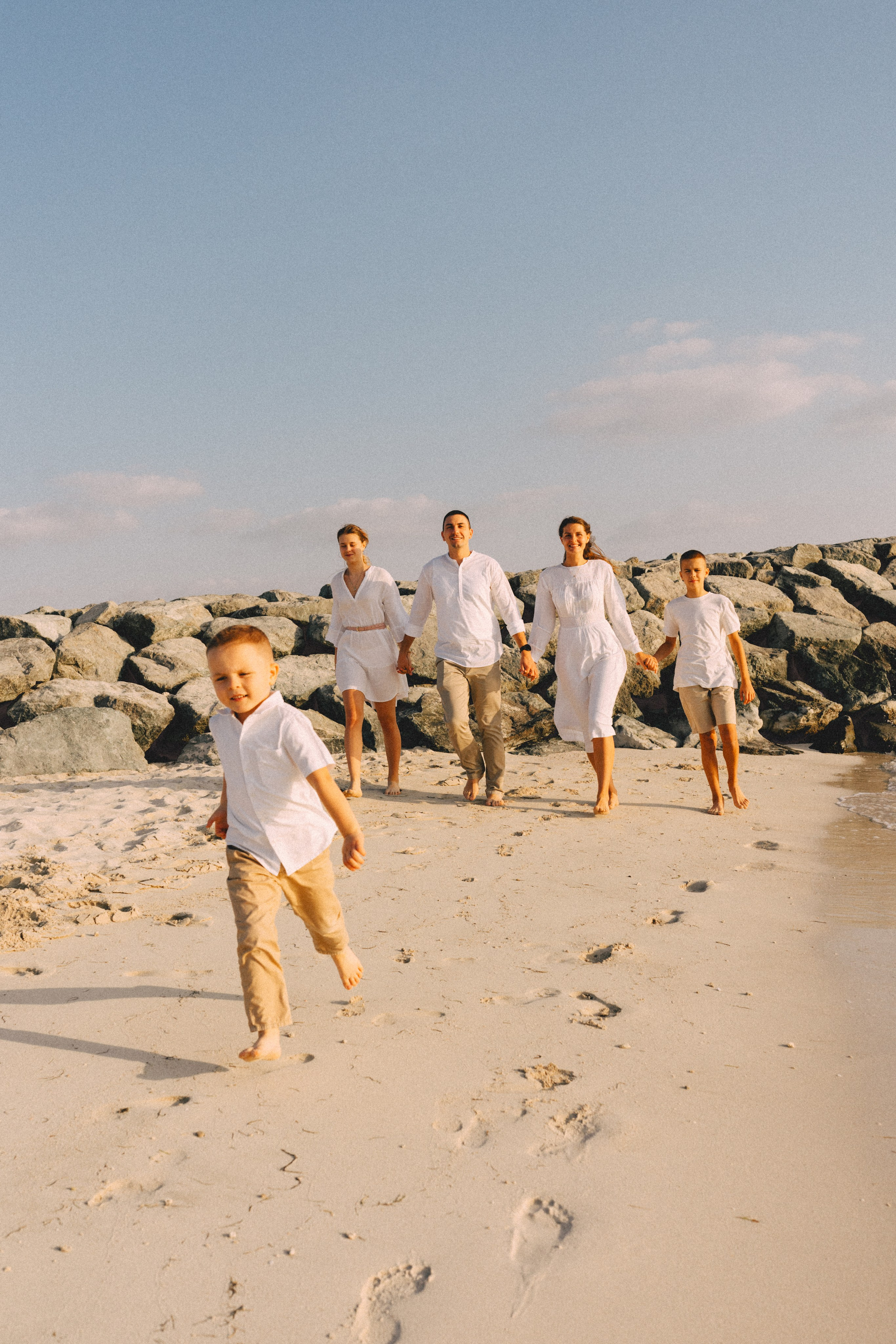 Ksenya’s Family at Hudayriyat island. Professional Photographer Abu Dhabi, Dubai — Yulia Ismoilova | 2025
