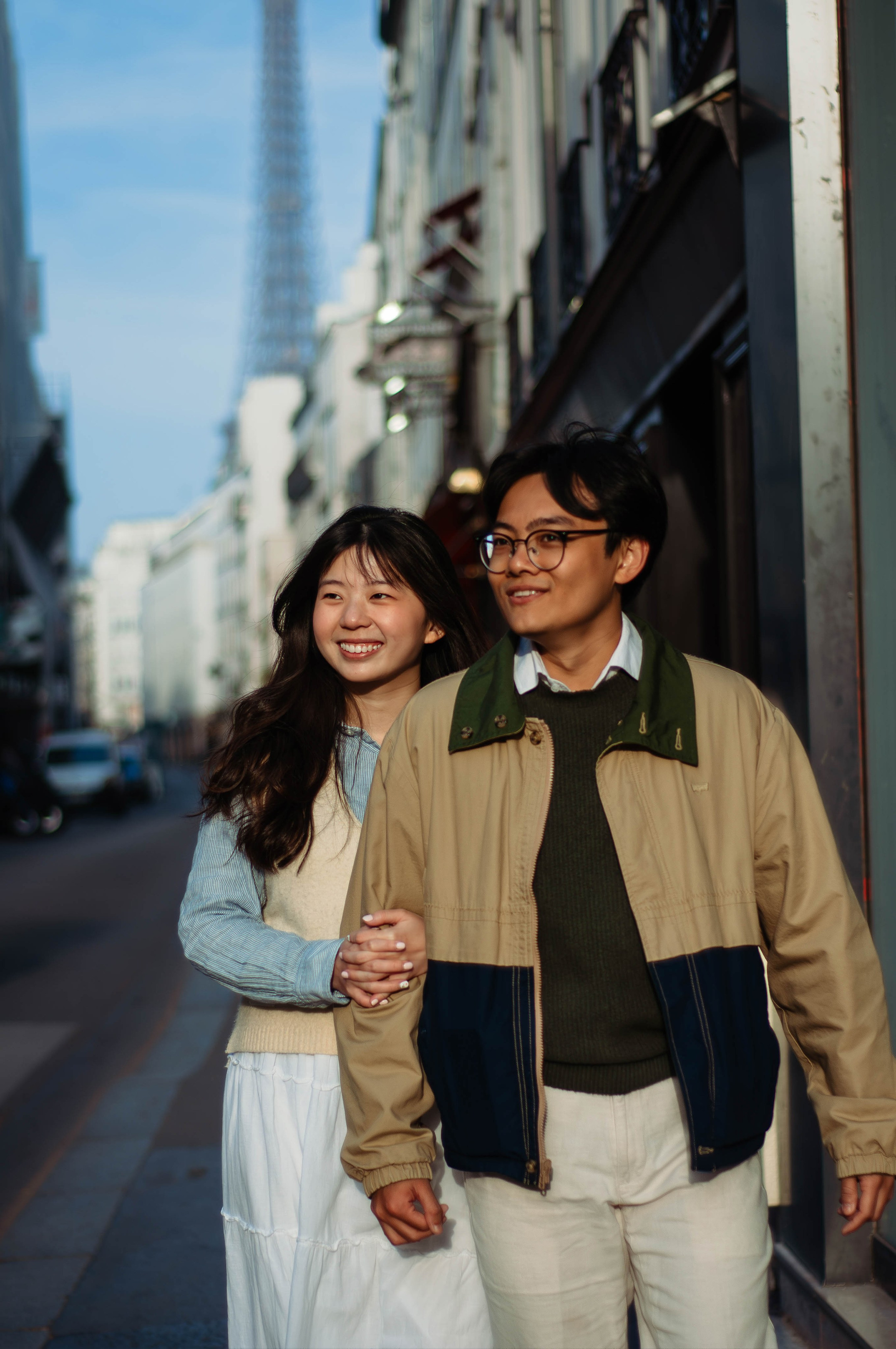 Парная фотосессия у Эйфелевой башни. Фотограф в Париже Полина Осипова