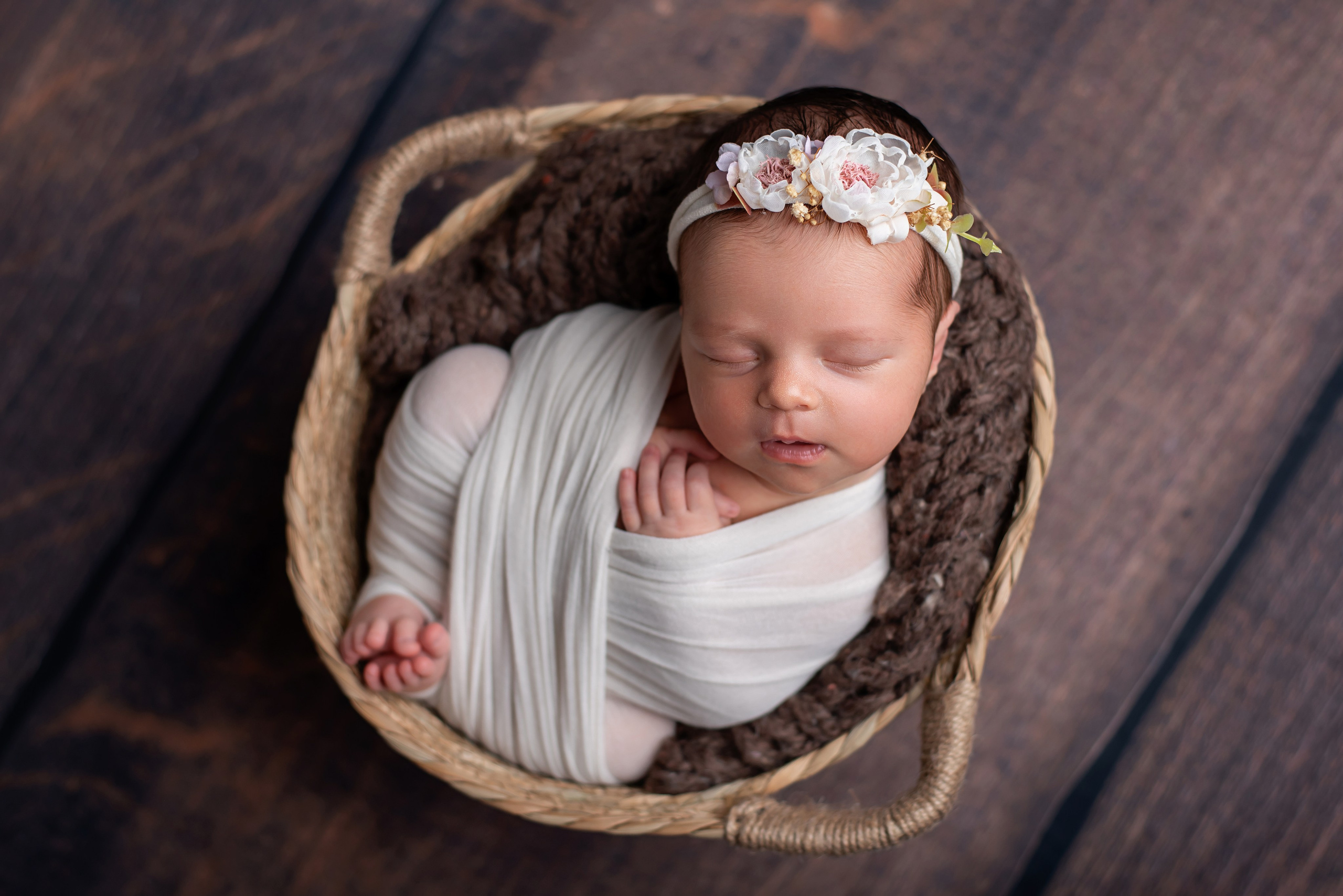 Ameliya 8 days. In-home newborn photography Raleigh & area Katya Kulikova