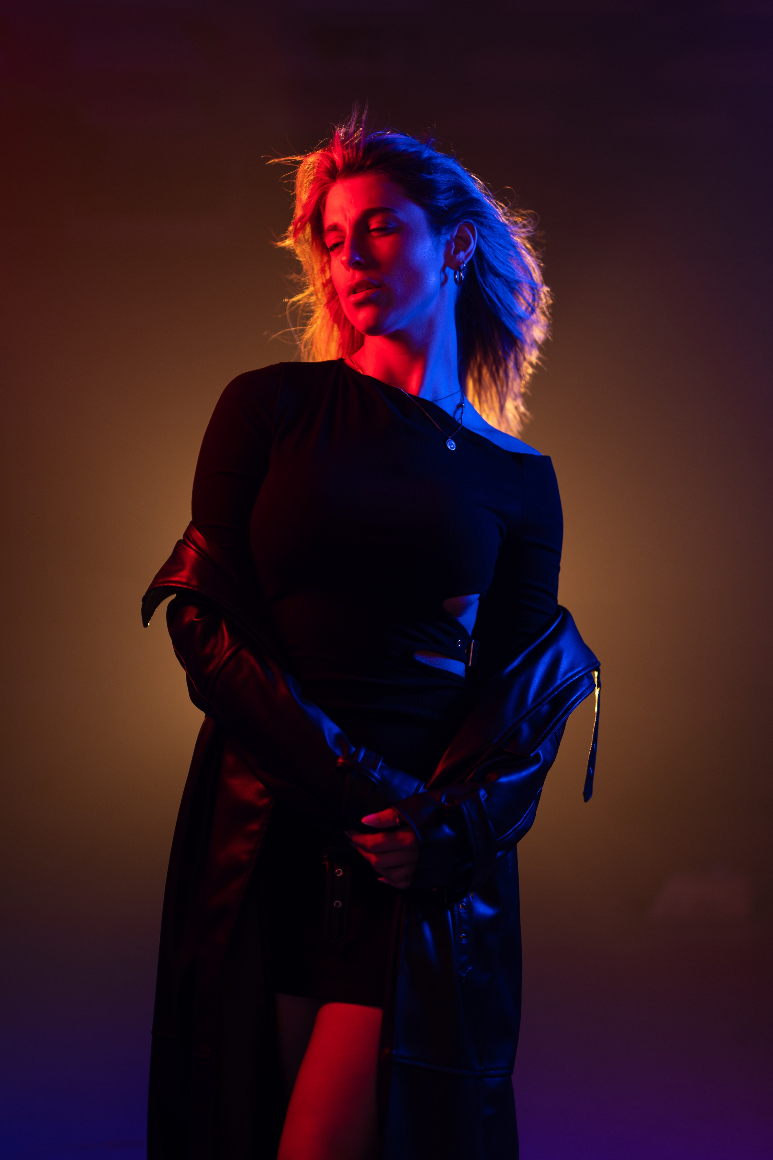 „Kölsch&Shoot“ in Cologne w/ Lisa (Set #6). URBANSTREETFILES.ART