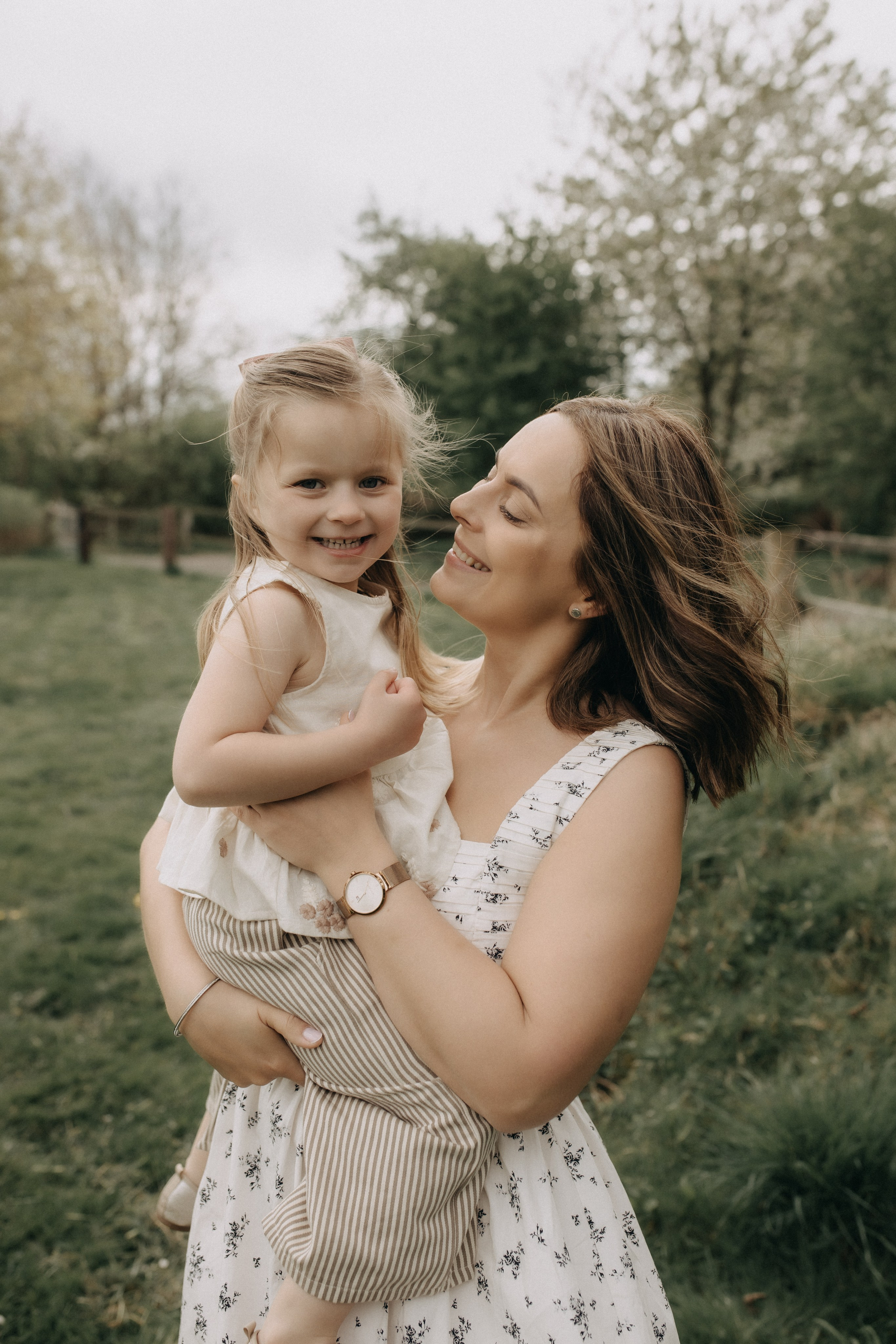 Family. Yorkshire Wedding and Portrait Photographer Evie Moon
