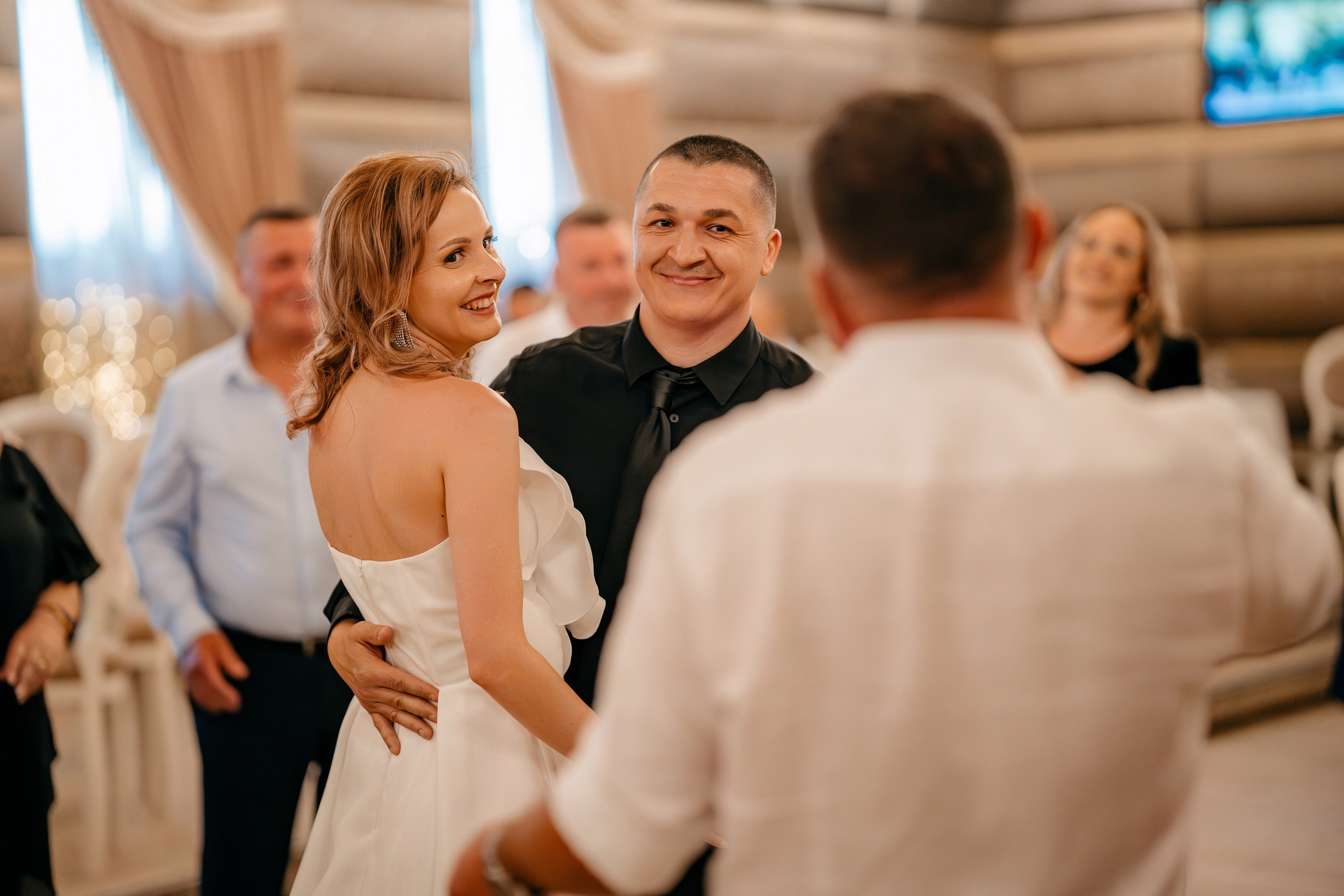 Ramona & Alin. Raw Studio. Fotograful tau de nunta!