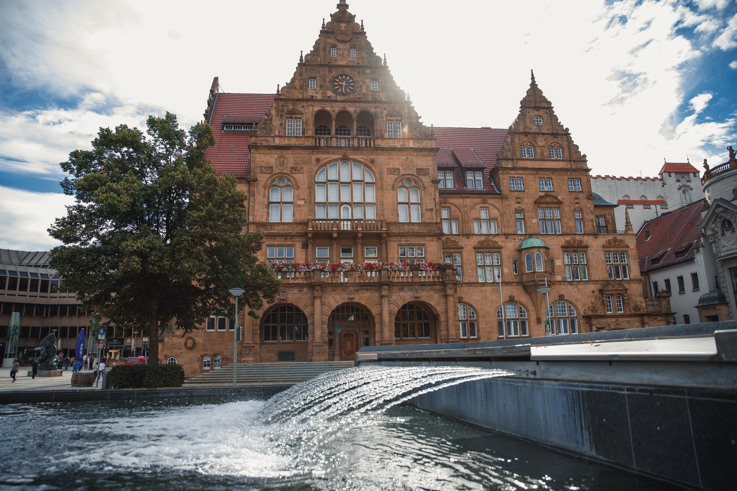 Standesamt Bielefeld Altes Rathaus – Natürliche Hochzeitsfotos & Emotionale Reportagen. Hochzeitsfotografin in Gütersloh | Authentische Hochzeitsreportagen | TK Photographie