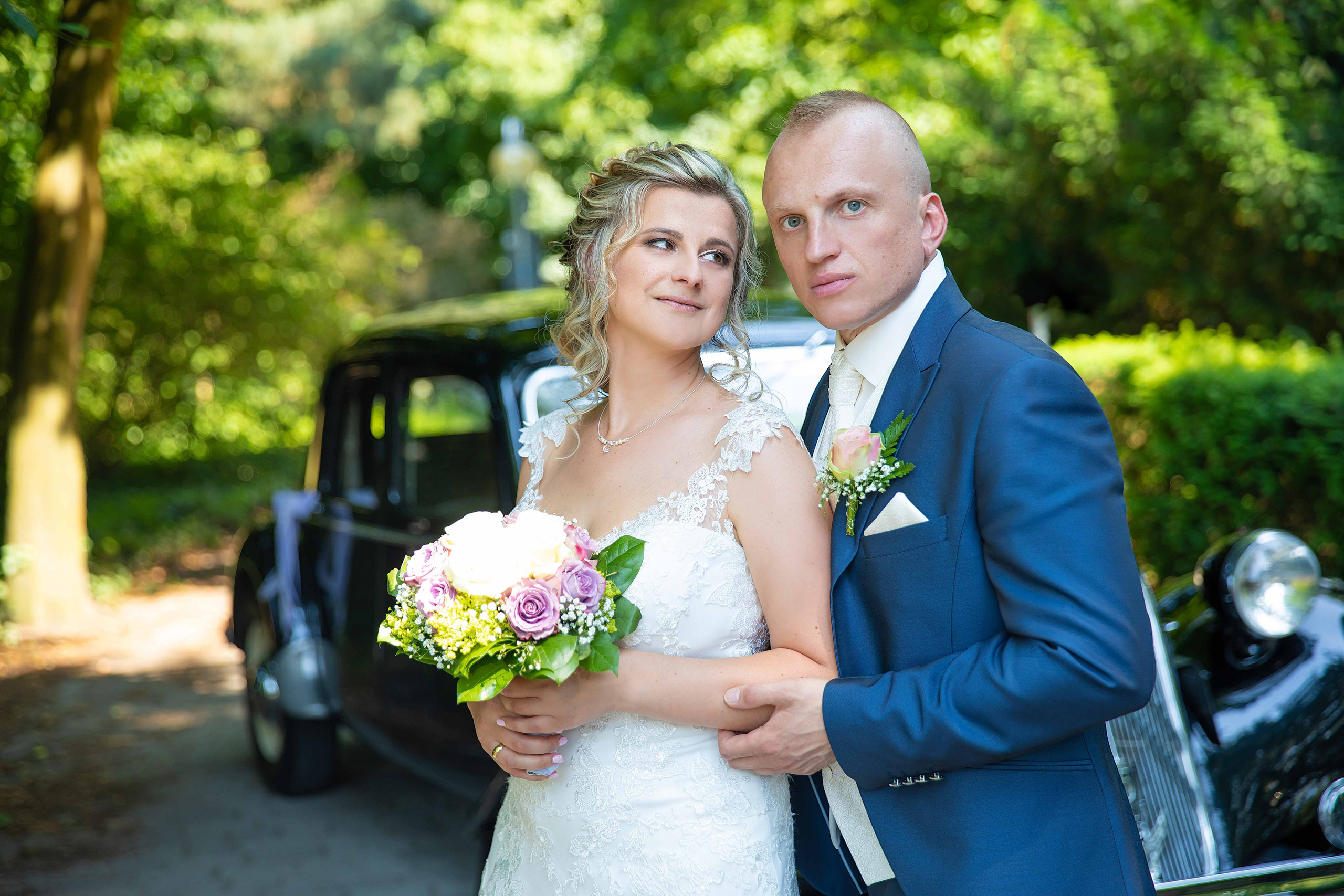 Kirchliche Trauung & Park Bad Oeynhausen. Hochzeitsfotografin in Gütersloh | Authentische Hochzeitsreportagen | TK Photographie