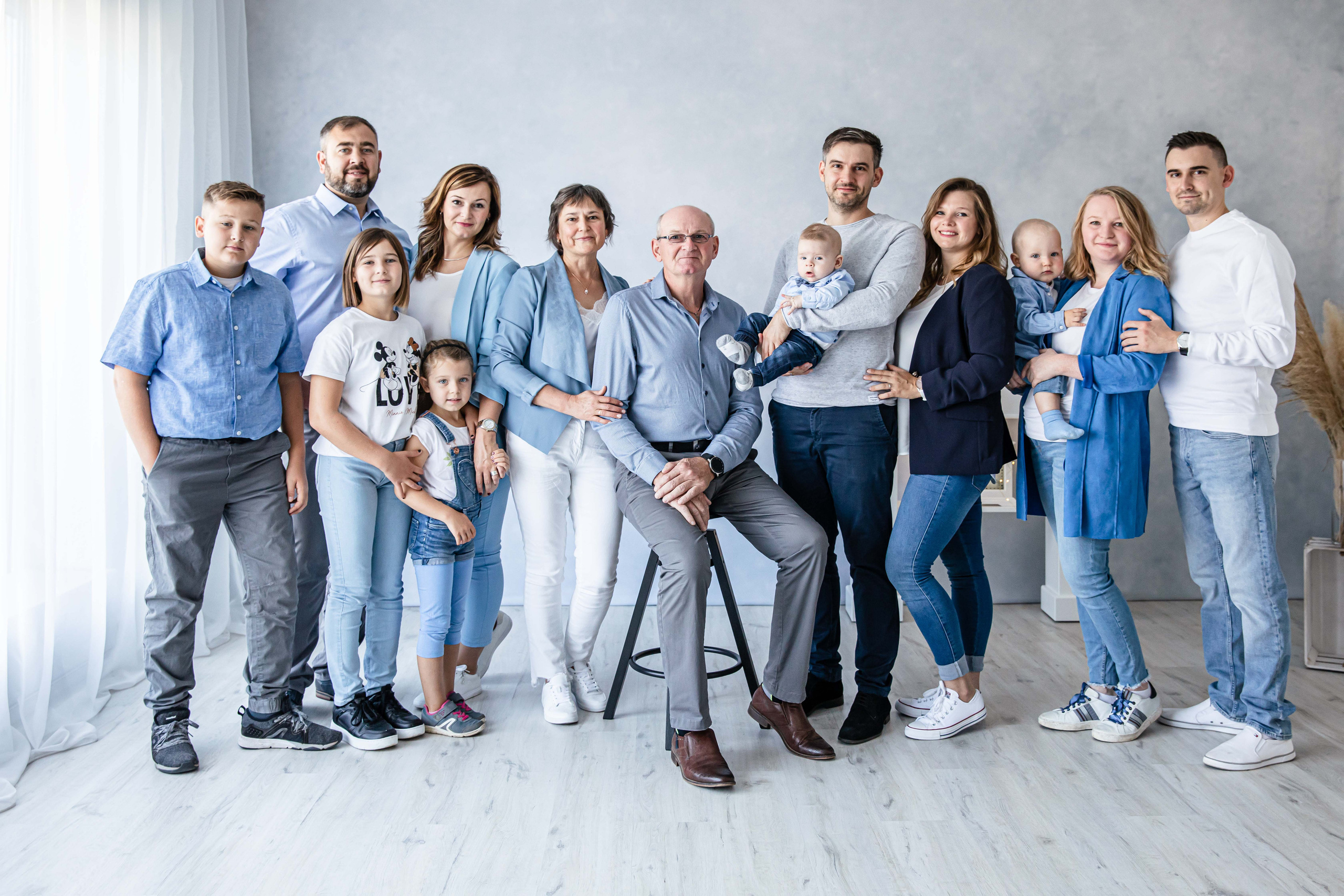 Familien Fotoshooting im Studio | Natürliche Familienfotografie Bielefeld. Hochzeitsfotografin in Gütersloh | Authentische Hochzeitsreportagen | TK Photographie