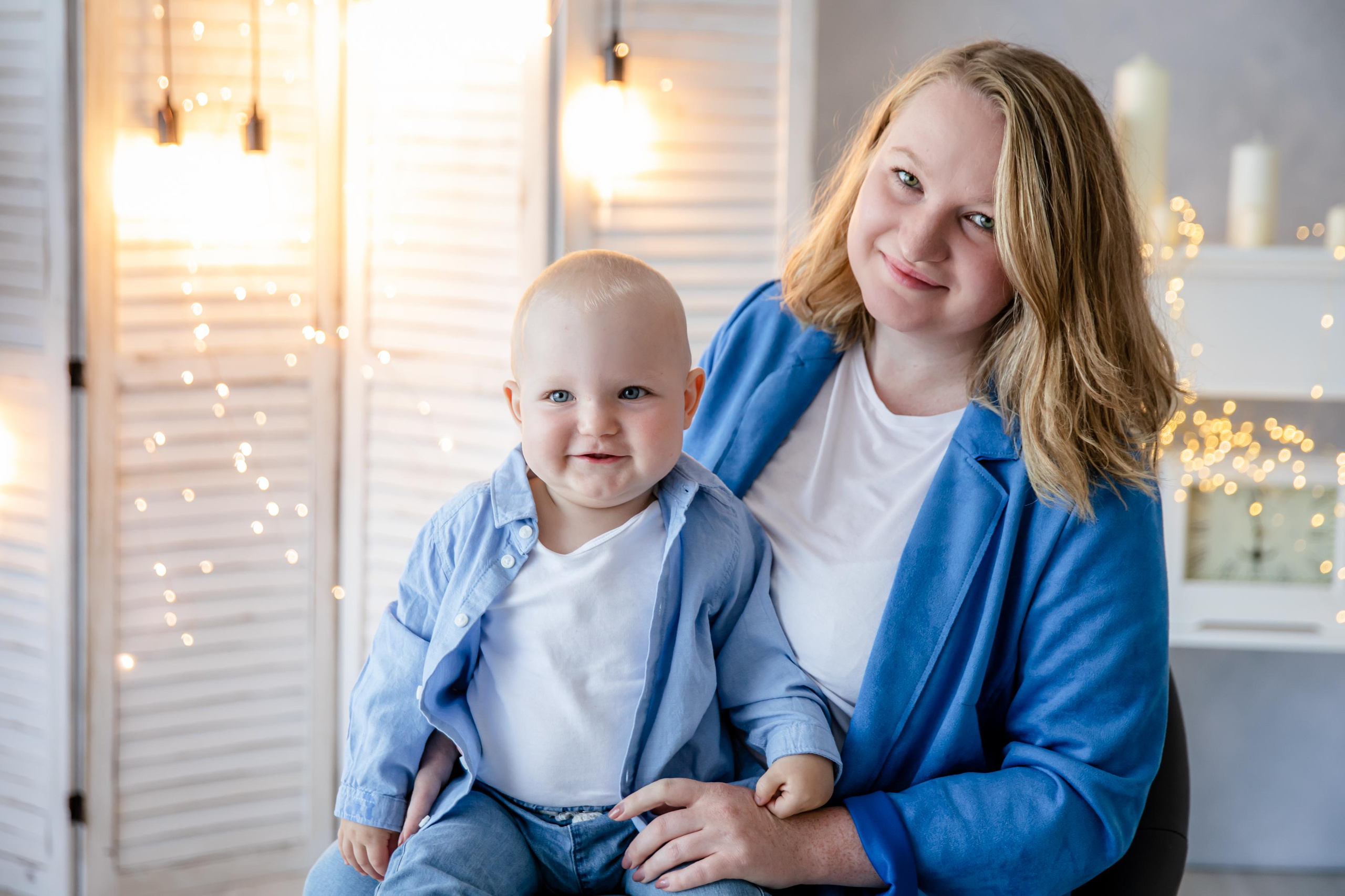 Familien Fotoshooting im Studio | Natürliche Familienfotografie Bielefeld. Hochzeitsfotografin in Gütersloh | Authentische Hochzeitsreportagen | TK Photographie