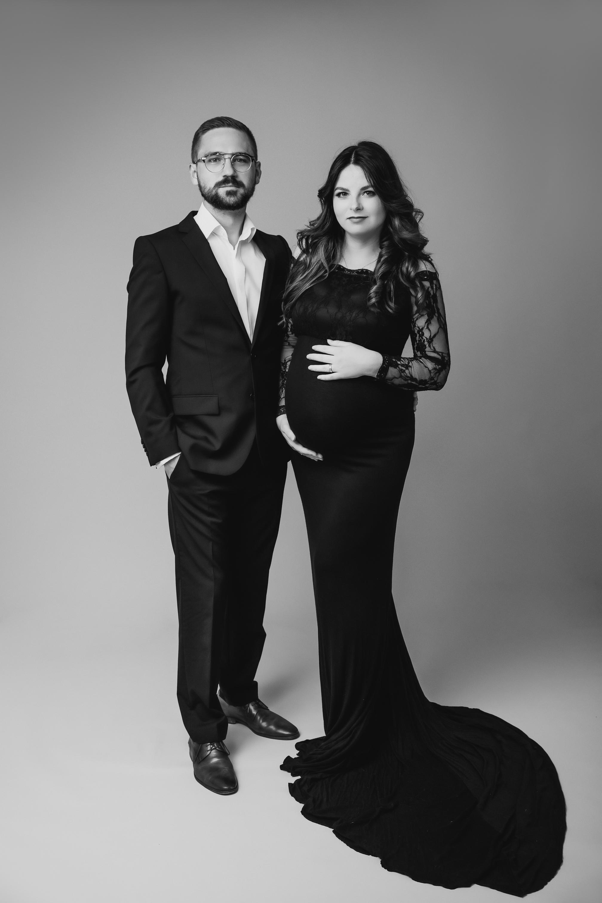 Babybauch Shooting im Fotostudio – Natürliche Babybauchfotos & Emotionale Momente. Hochzeitsfotografin in Gütersloh | Authentische Hochzeitsreportagen | TK Photographie