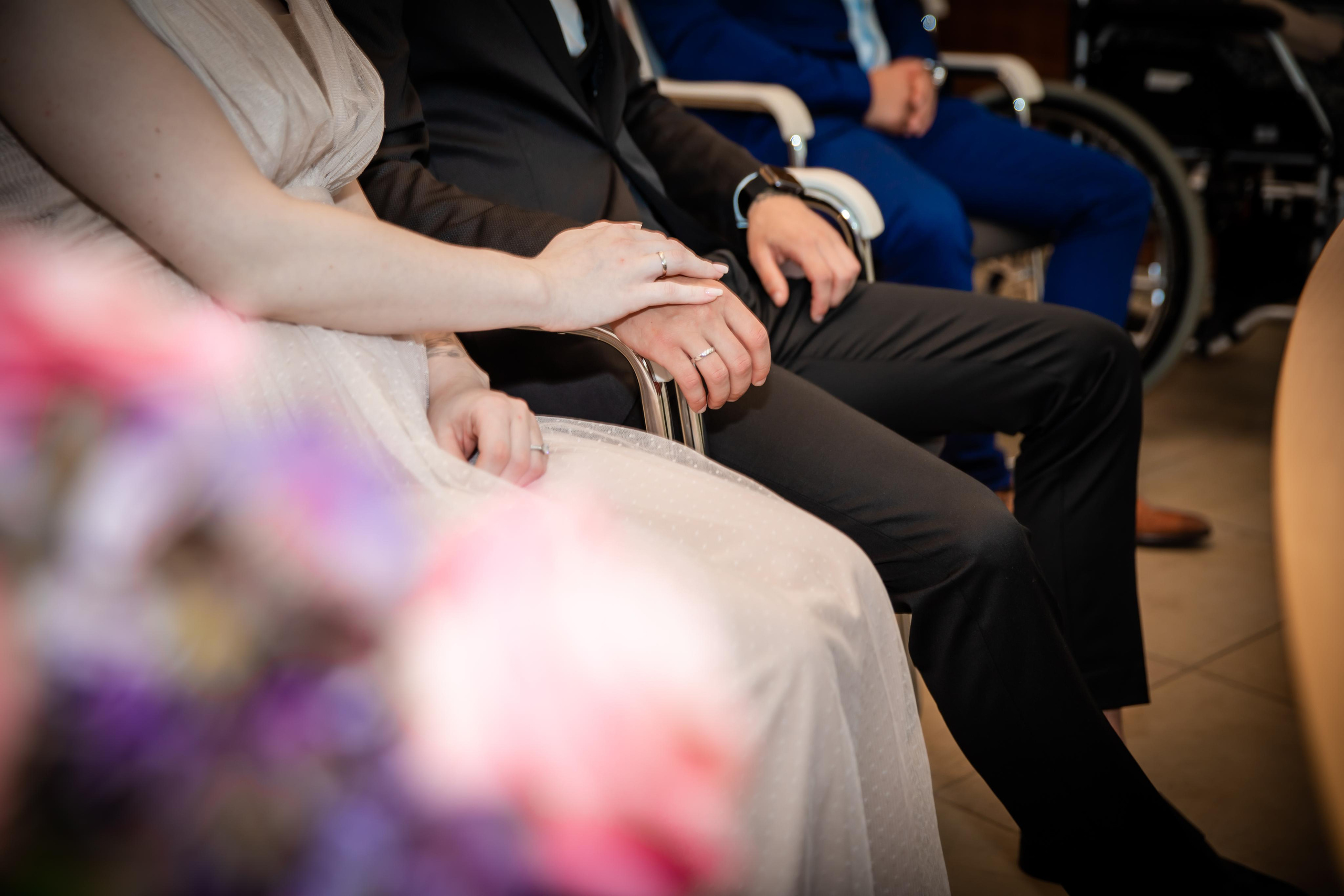 Standesamt Bielefeld Altes Rathaus – Natürliche Hochzeitsfotos & Emotionale Reportagen. Hochzeitsfotografin in Gütersloh | Authentische Hochzeitsreportagen | TK Photographie