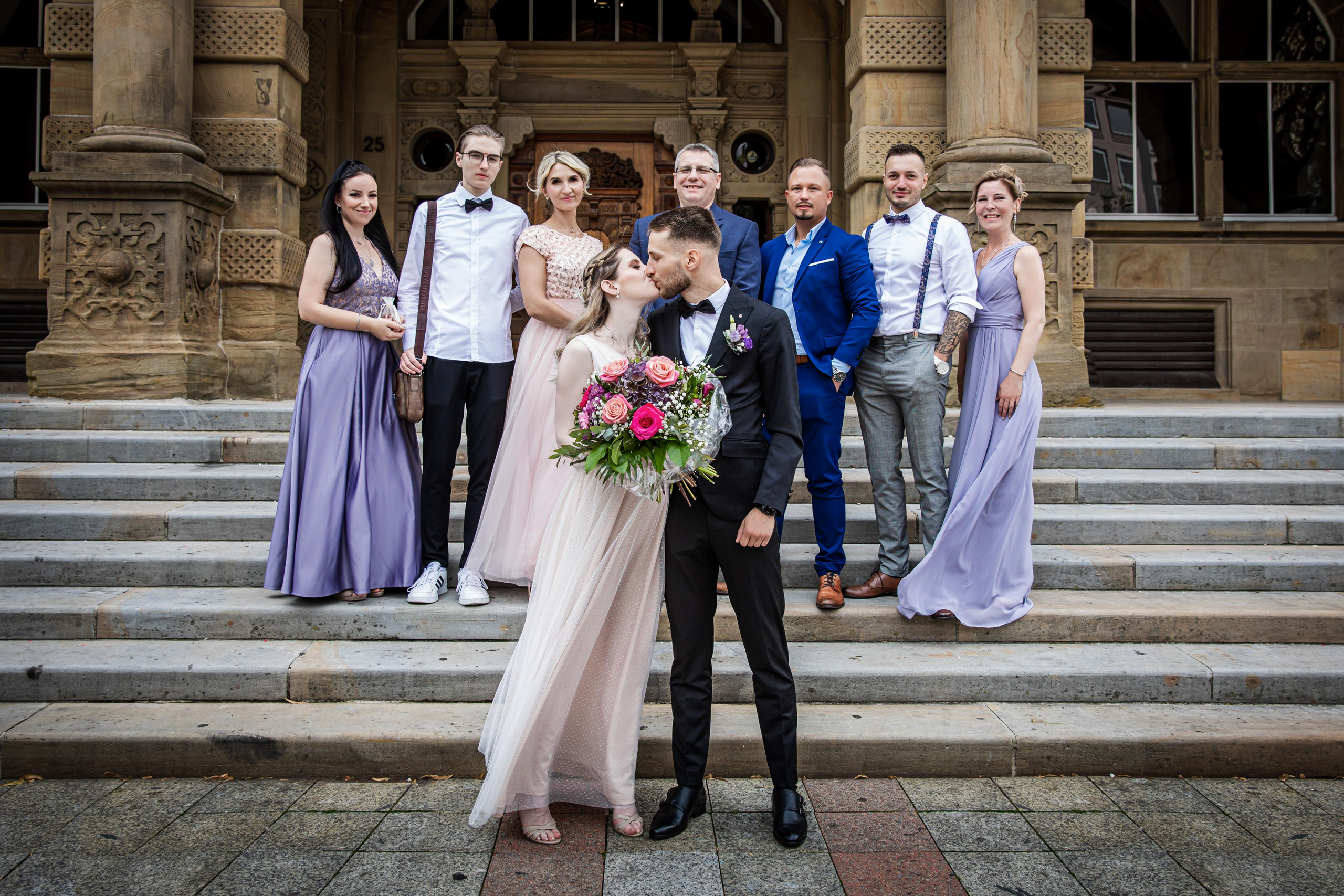 Standesamt Bielefeld Altes Rathaus – Natürliche Hochzeitsfotos & Emotionale Reportagen. Hochzeitsfotografin in Gütersloh | Authentische Hochzeitsreportagen | TK Photographie