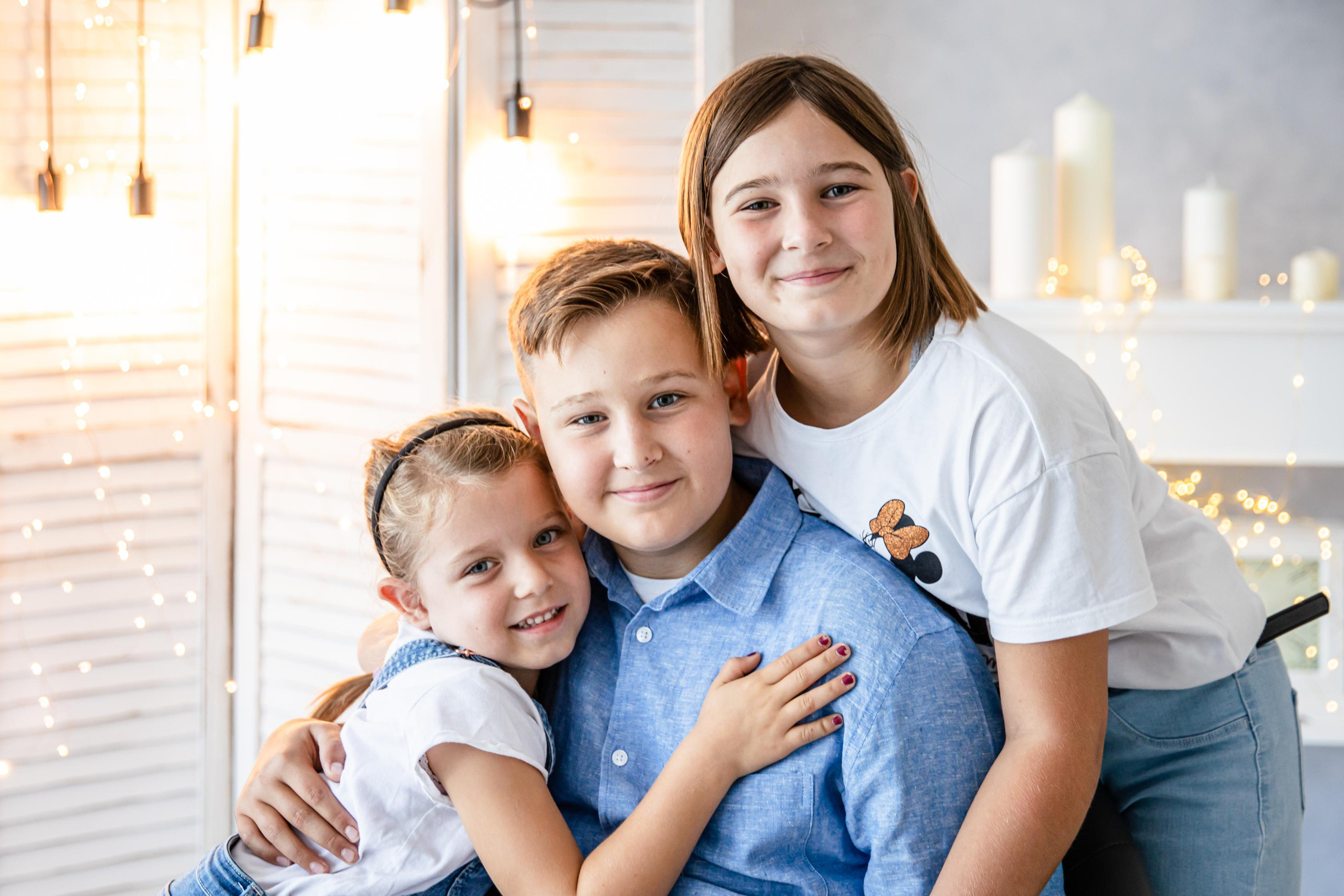 Familien Fotoshooting im Studio | Natürliche Familienfotografie Bielefeld. Hochzeitsfotografin in Gütersloh | Authentische Hochzeitsreportagen | TK Photographie