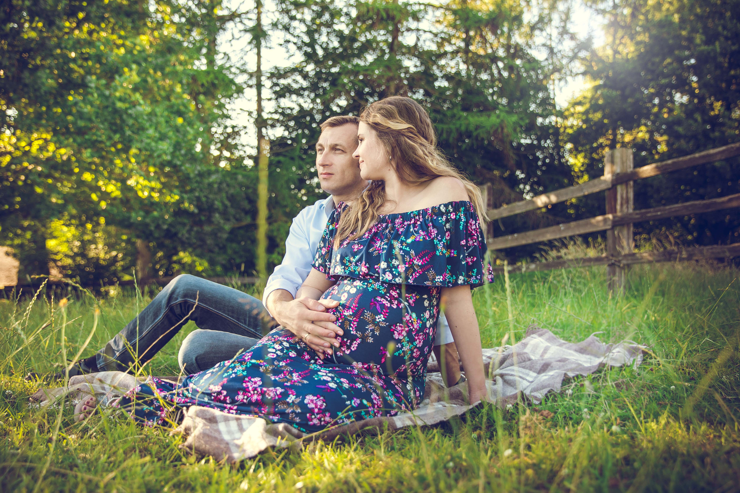 Babybauch Bielefeld. Hochzeitsfotografin in Gütersloh | Authentische Hochzeitsreportagen | TK Photographie