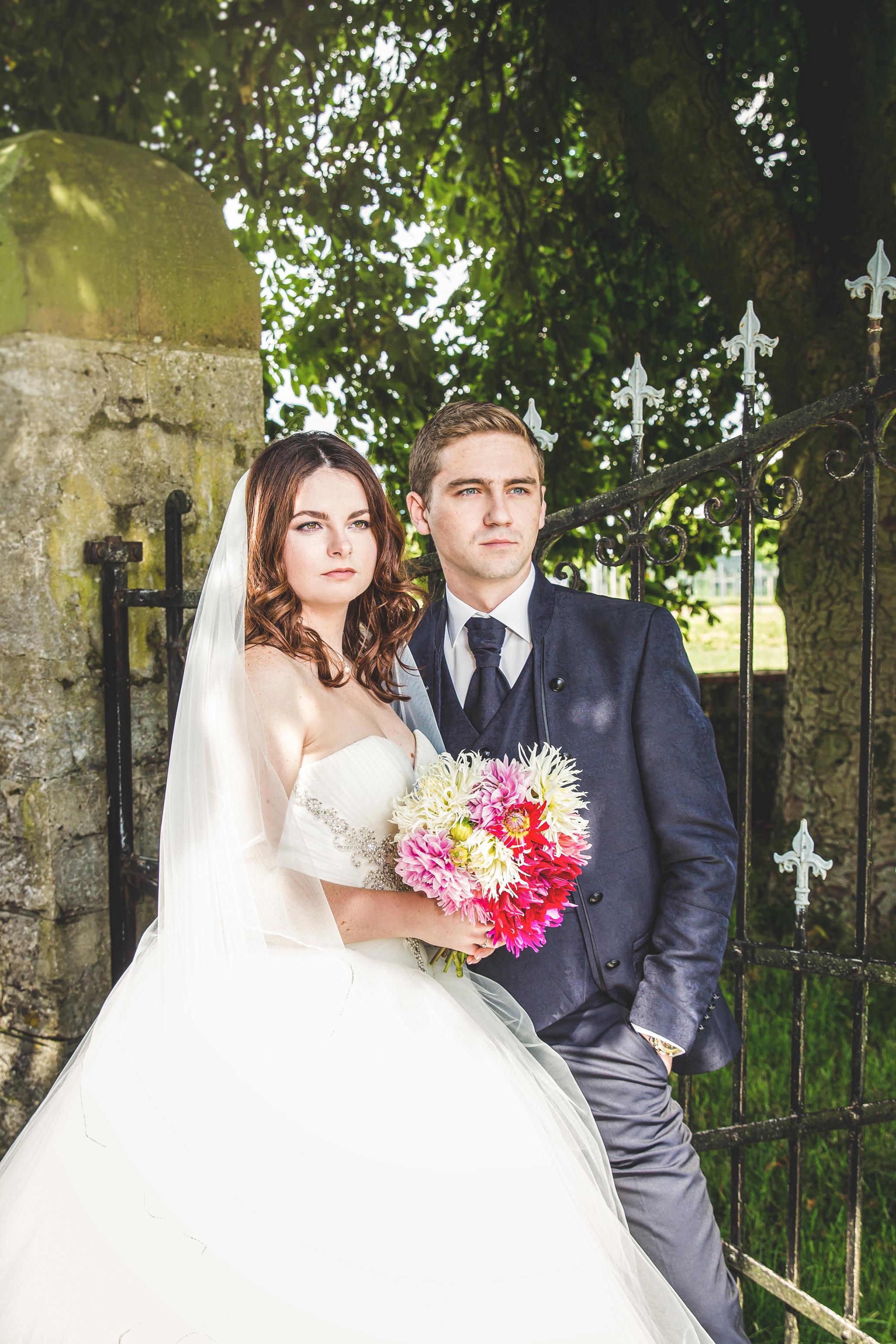 Hochzeit auf dem Bauernhof Bielefeld – Natürliche Hochzeitsfotos & Emotionale Reportagen. Hochzeitsfotografin in Gütersloh | Authentische Hochzeitsreportagen | TK Photographie