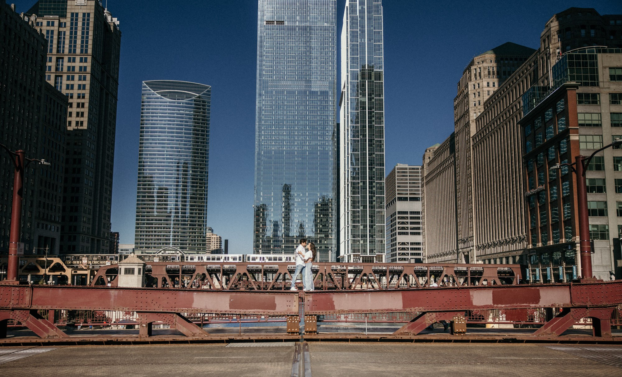 Chicago Romance. Family Lifestyle Photography