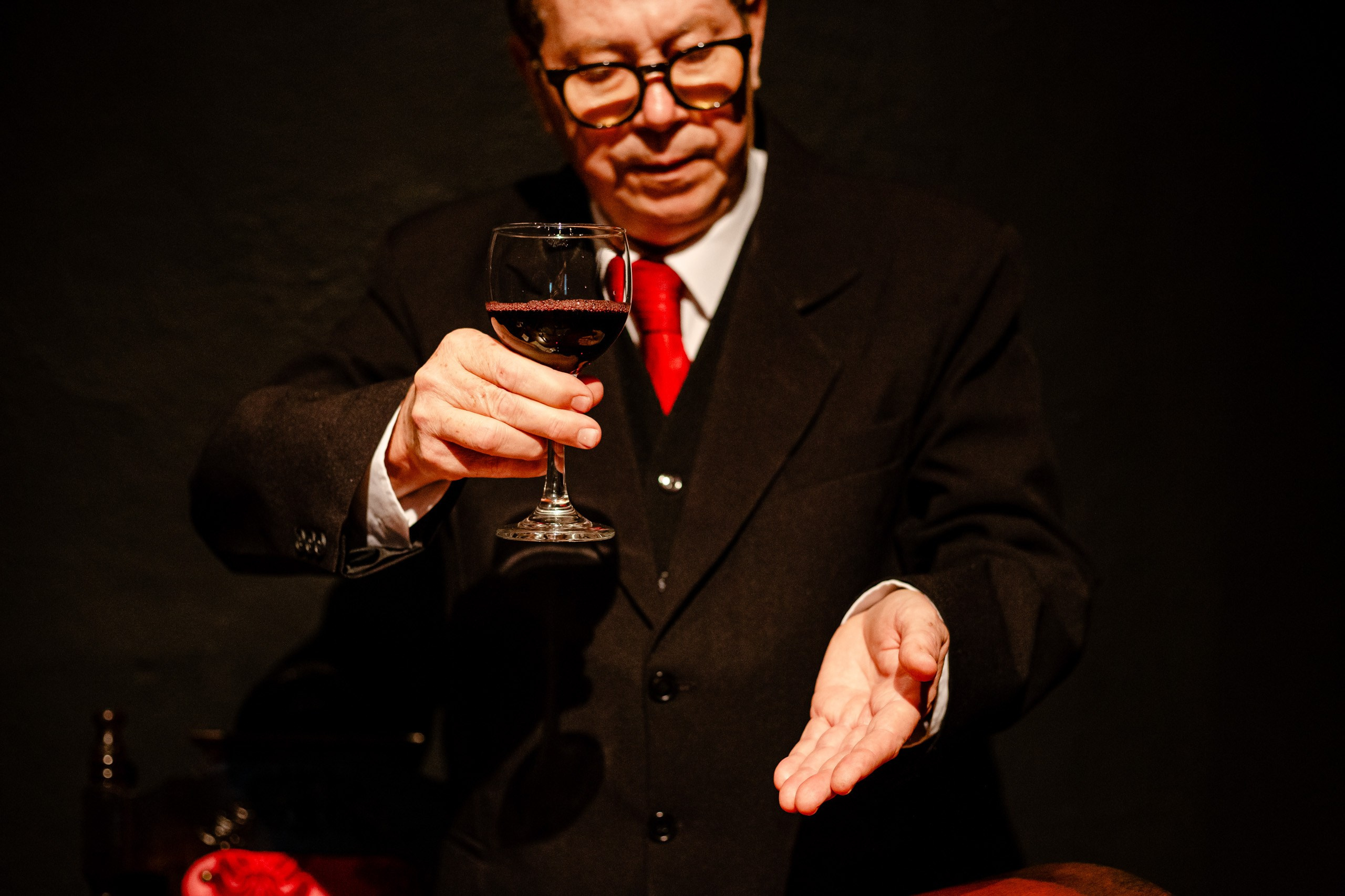 Espetáculo teatral As Pessoas de Minha Pessoa — Valentim Schmoeler