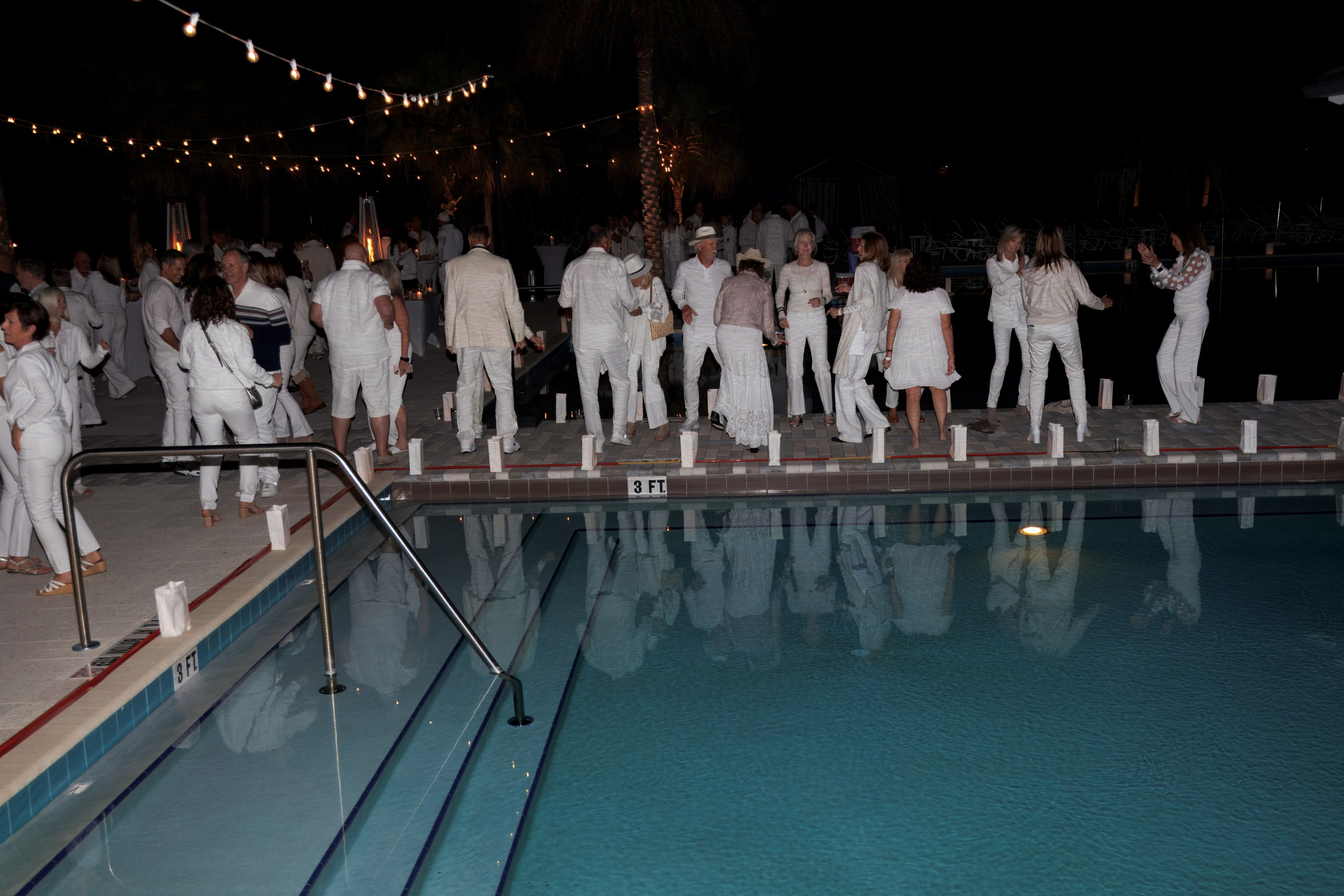 The Isles White Party. Out and About 239