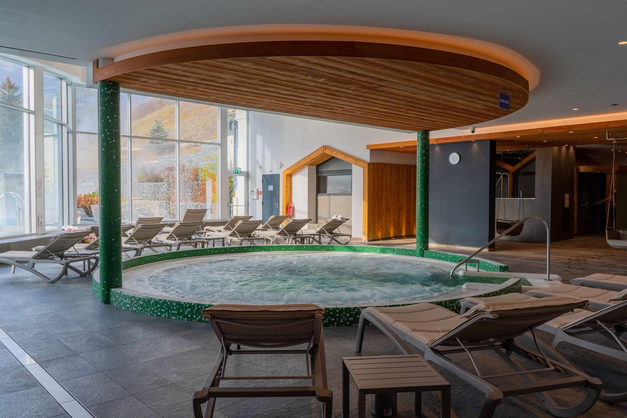 Les Bains d’Ovronnaz — Switzerland. Photo & Videos