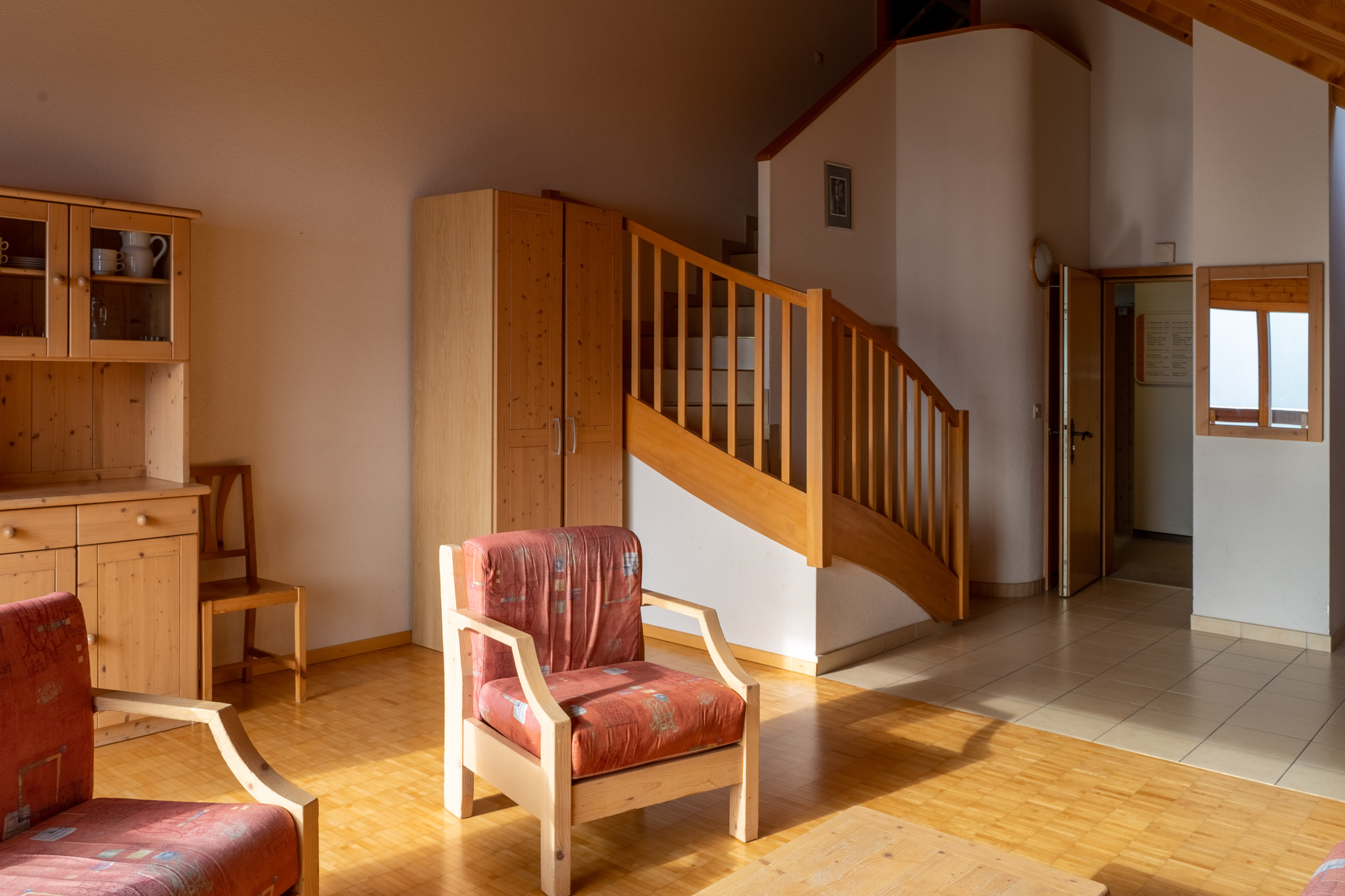 Les Bains d’Ovronnaz — Switzerland. Photo & Videos