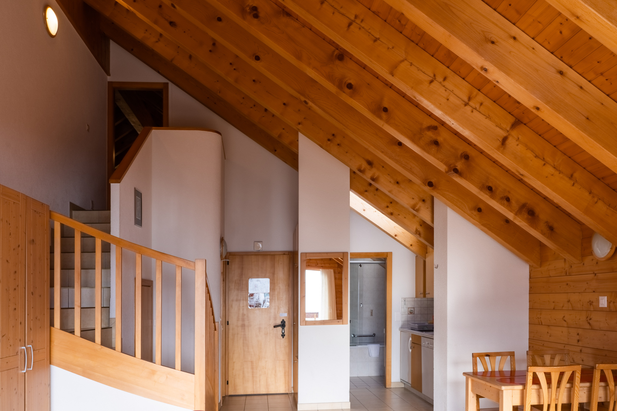 Les Bains d’Ovronnaz — Switzerland. Photo & Videos