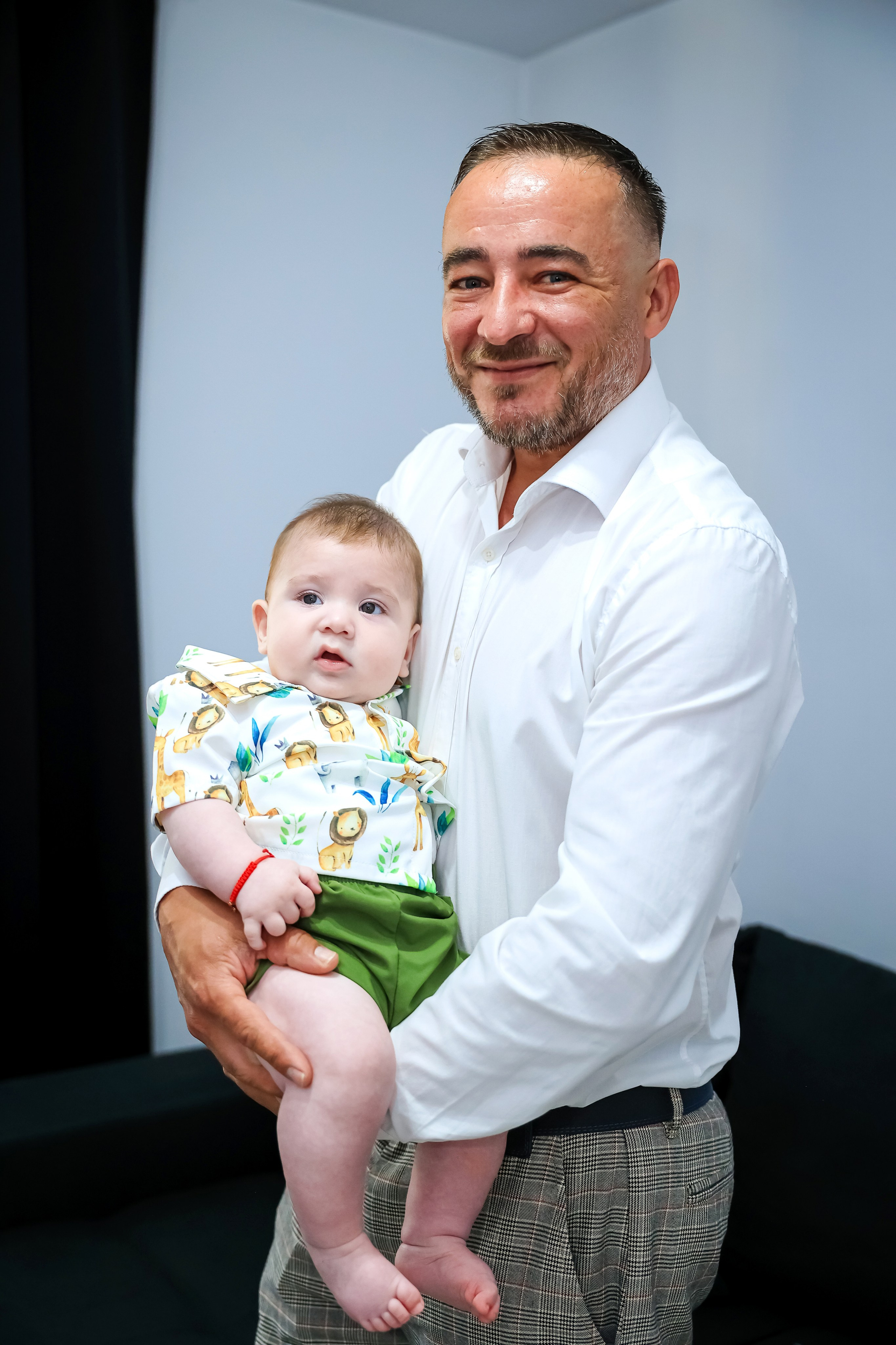 Andrei Damian. Moments By Gub