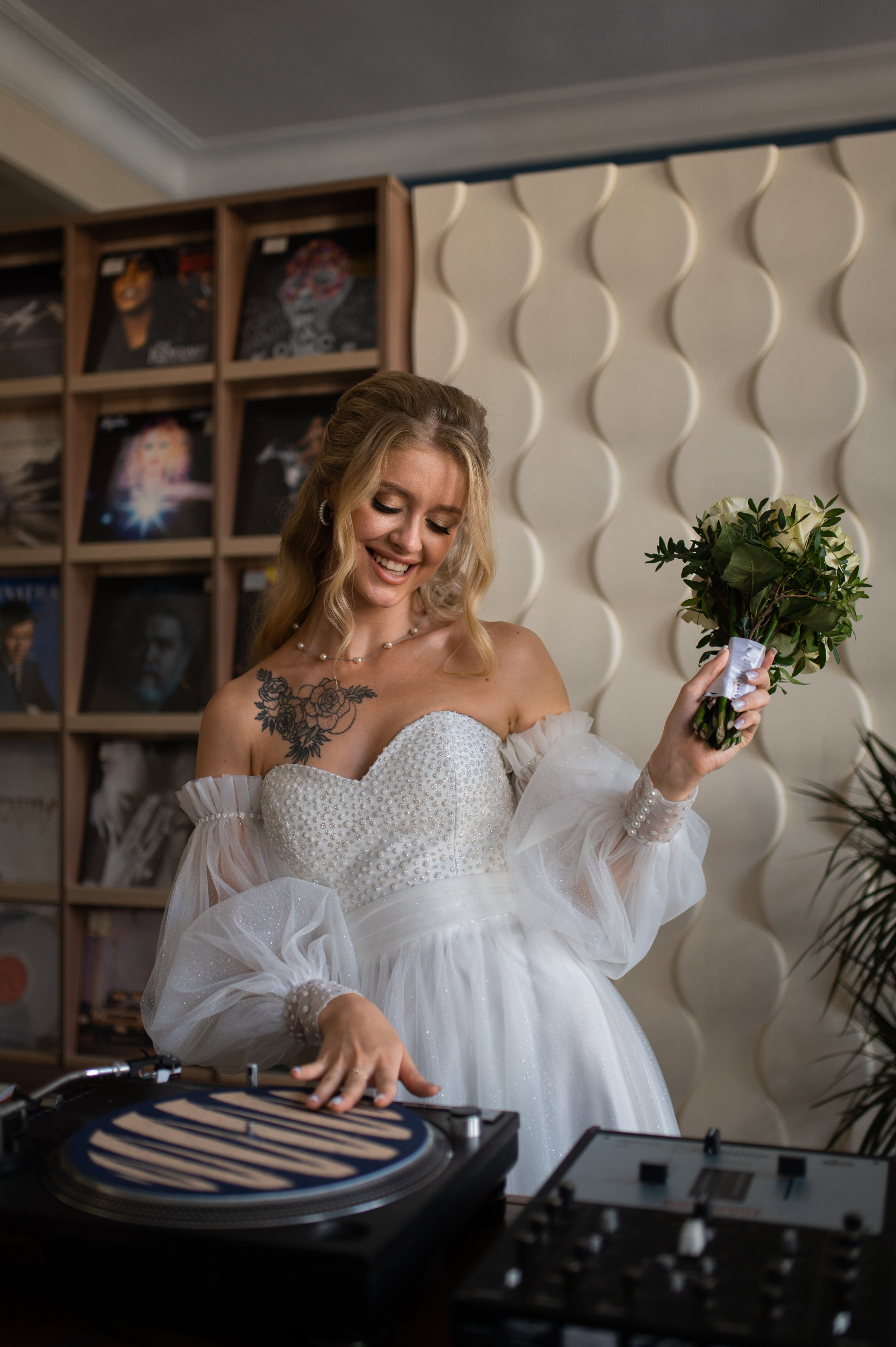 STOP! Wait a minute. Wedding and commercial photographer