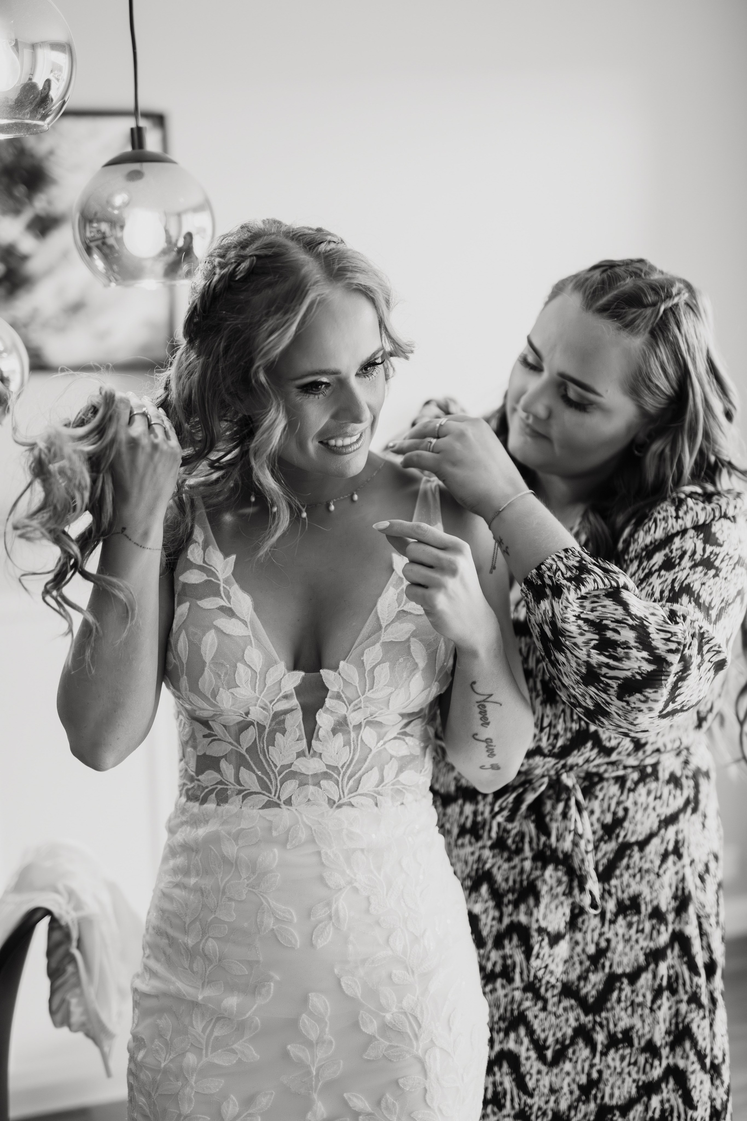 Maria and Matt. Michalina Dzianach Wedding Photographer Iceland