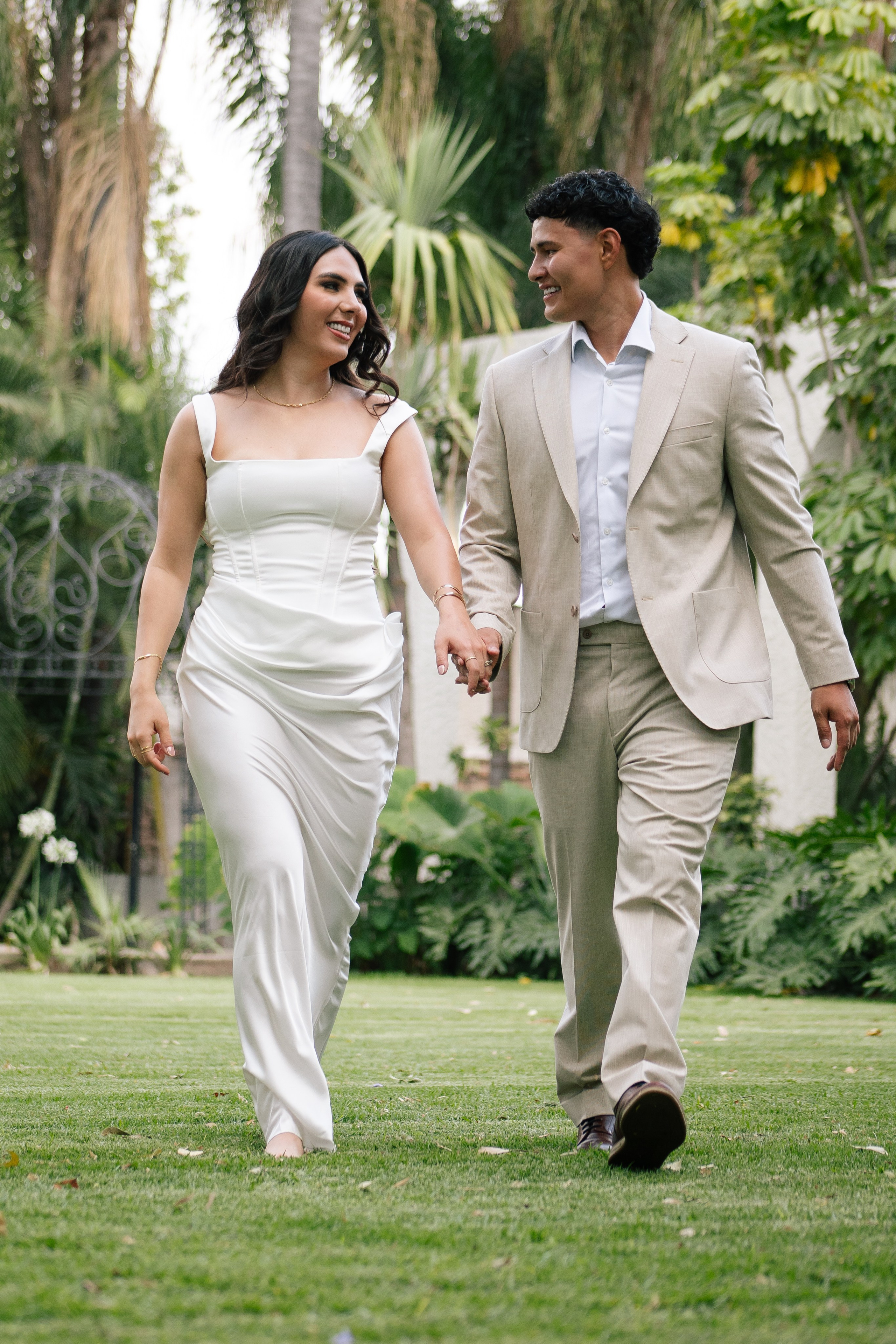 Casual. Wedding Photographer Ruth Preciado