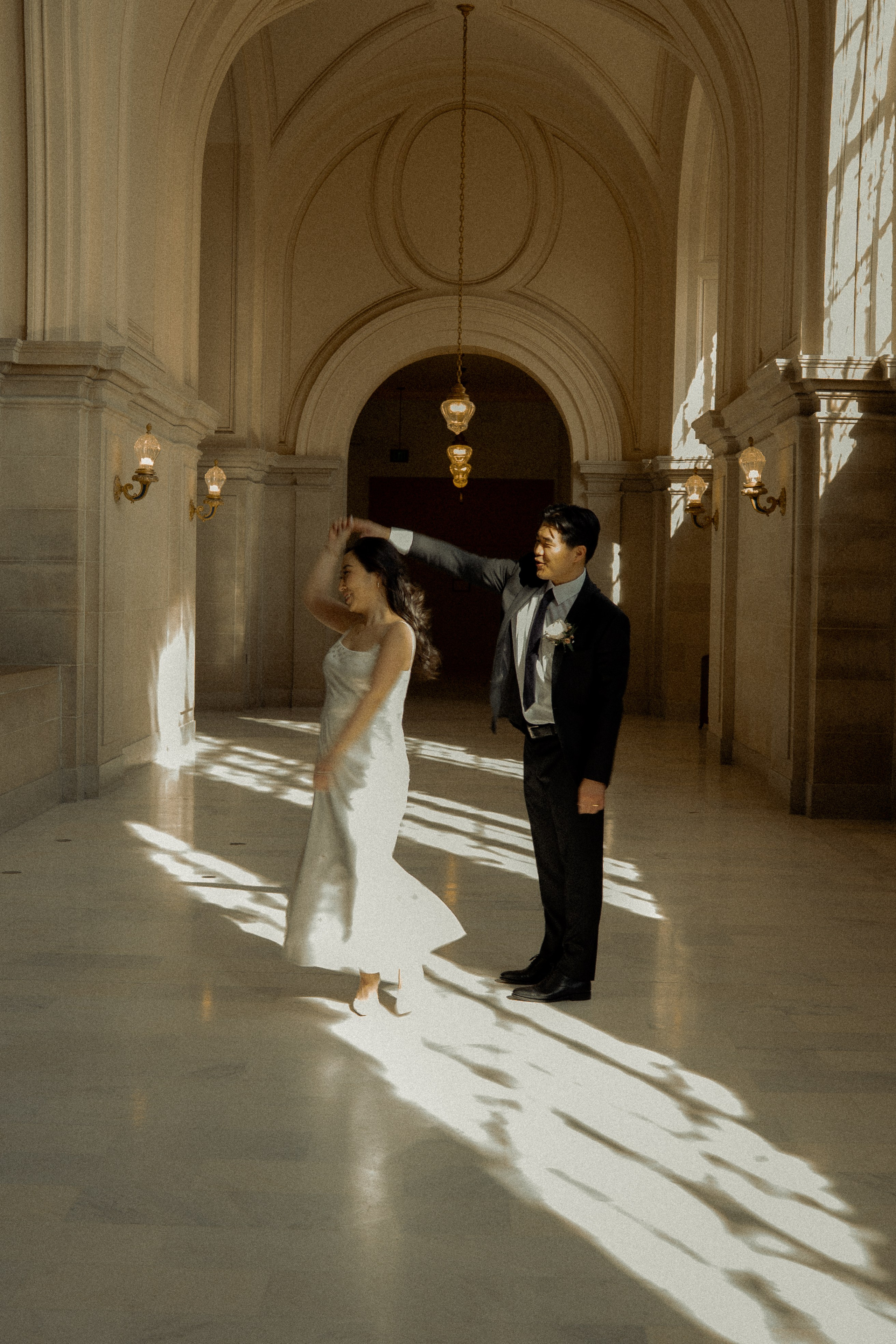 Elopement | City Hall. Sacramento & Bay Area Candid Photographer | photography_of.nadia
