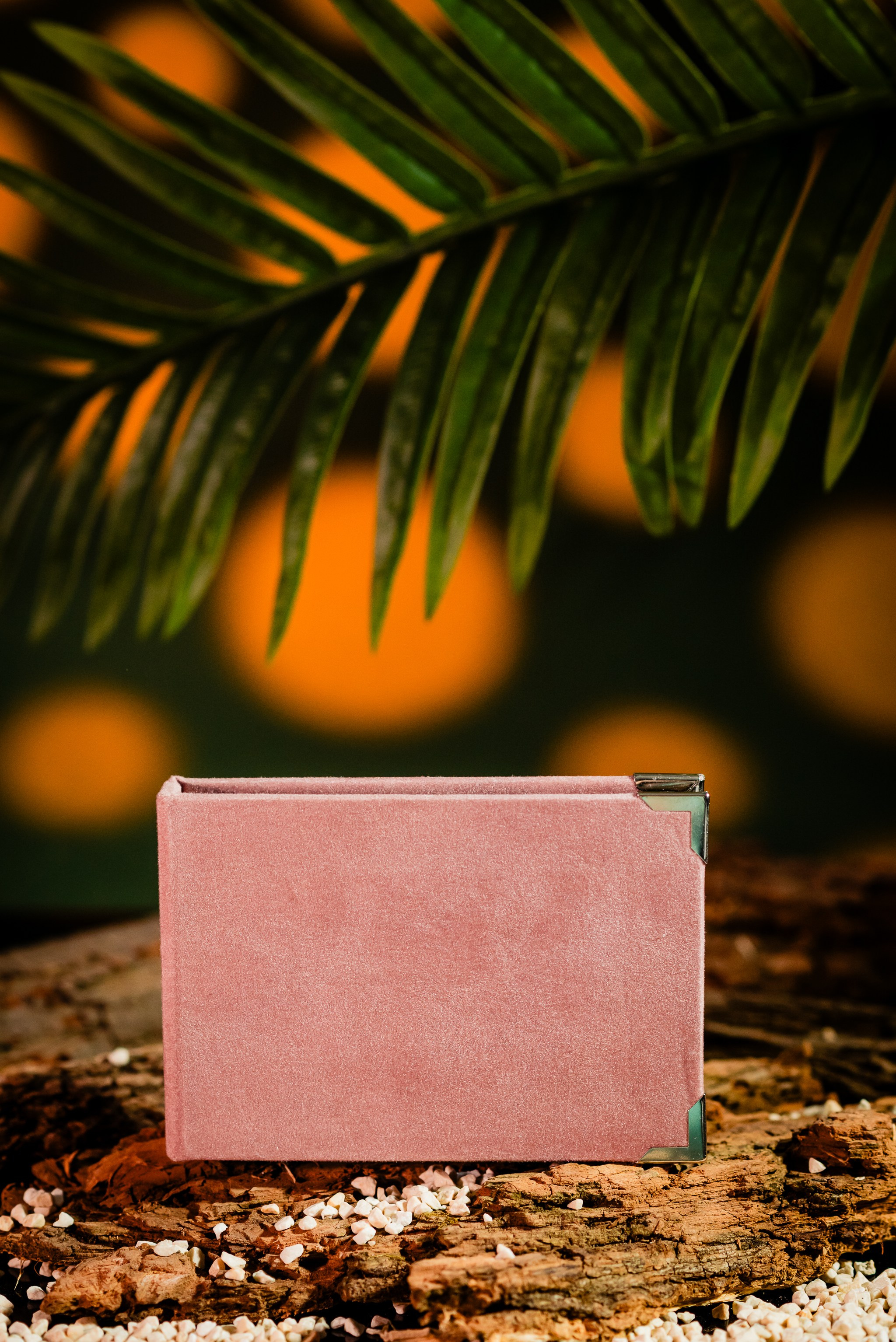 Cutii de stik- Ariana Events. Giani Maftei