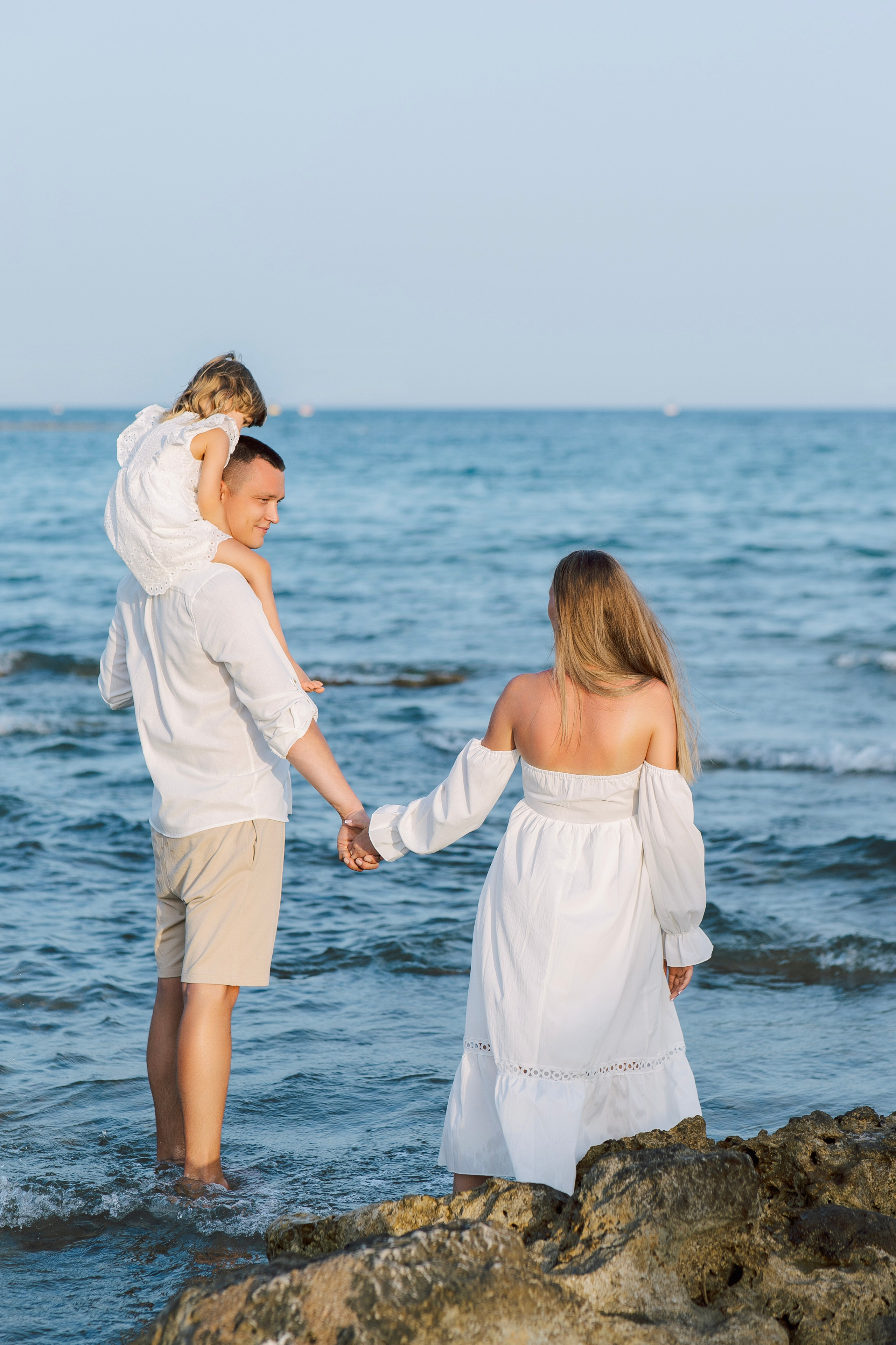.Семейная фотосессия на пляже в Сиде на закате. Фотограф в Алании в Турции, Аланья, Сиде, Белек, Анталия, Кемер, Конаклы, Окурджалар. Фотосъемки в Алании. Фотосессия в Алания.Алсу Девели