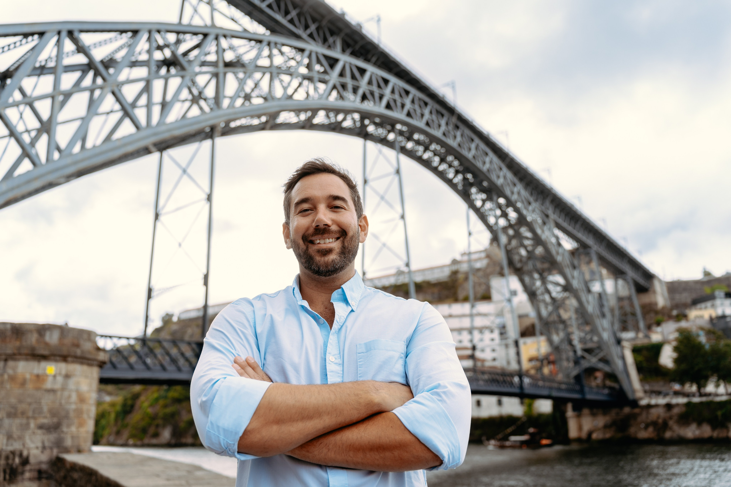LOVE STORY IN PORTO. Sessões de fotos e vídeos, tours fotográficos em Portugal — WePortugal