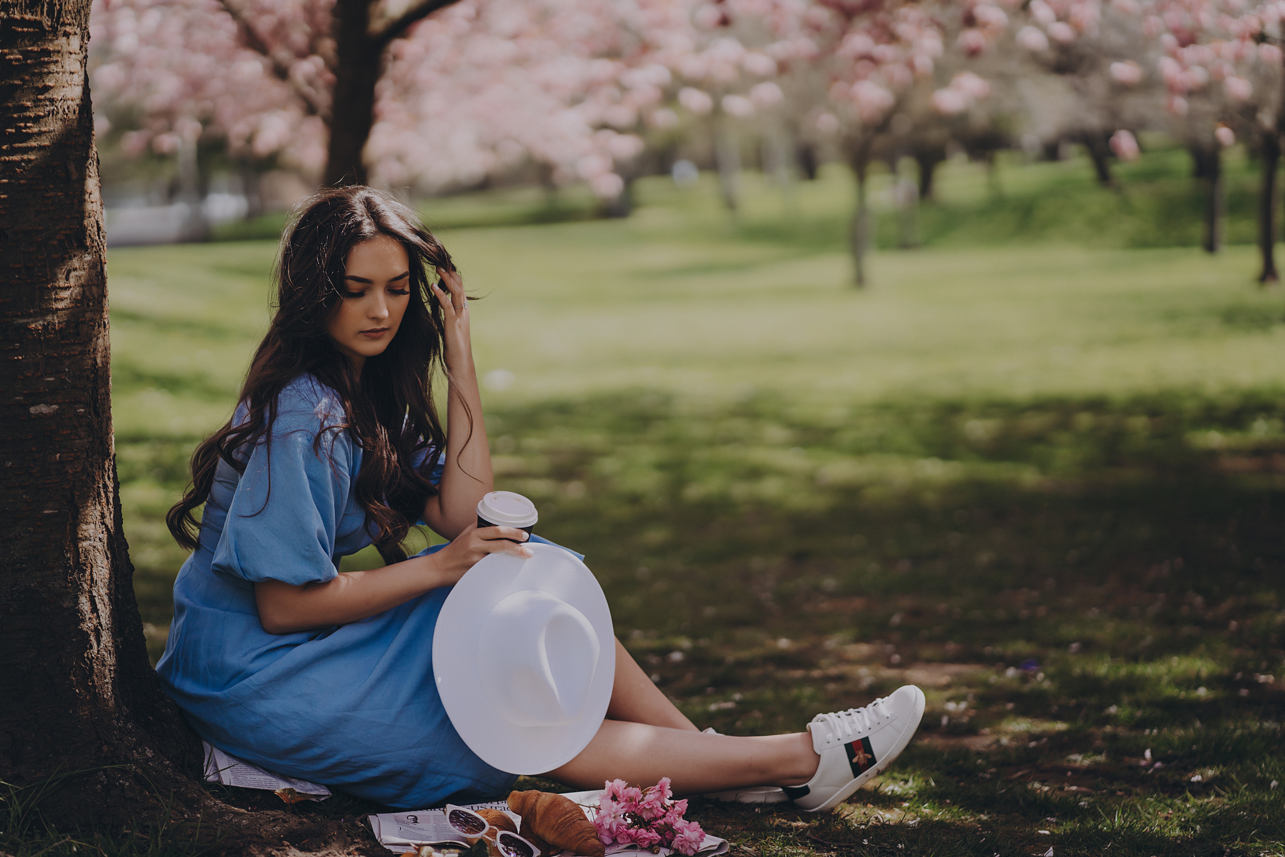 Eliza in cherry trees. Maternity/Love story/Wedding photographer