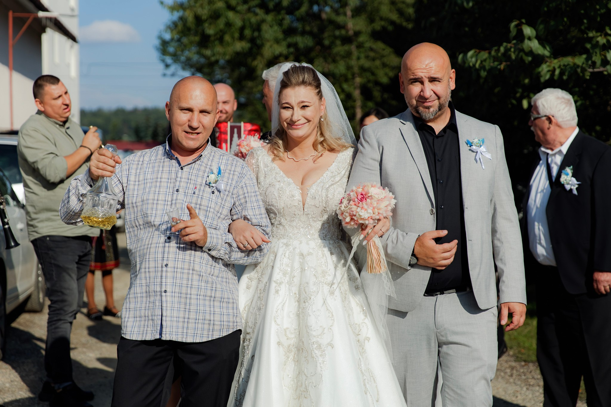 Mihai & Oana. Servicii foto-video profesionale, pentru momente de neuitat