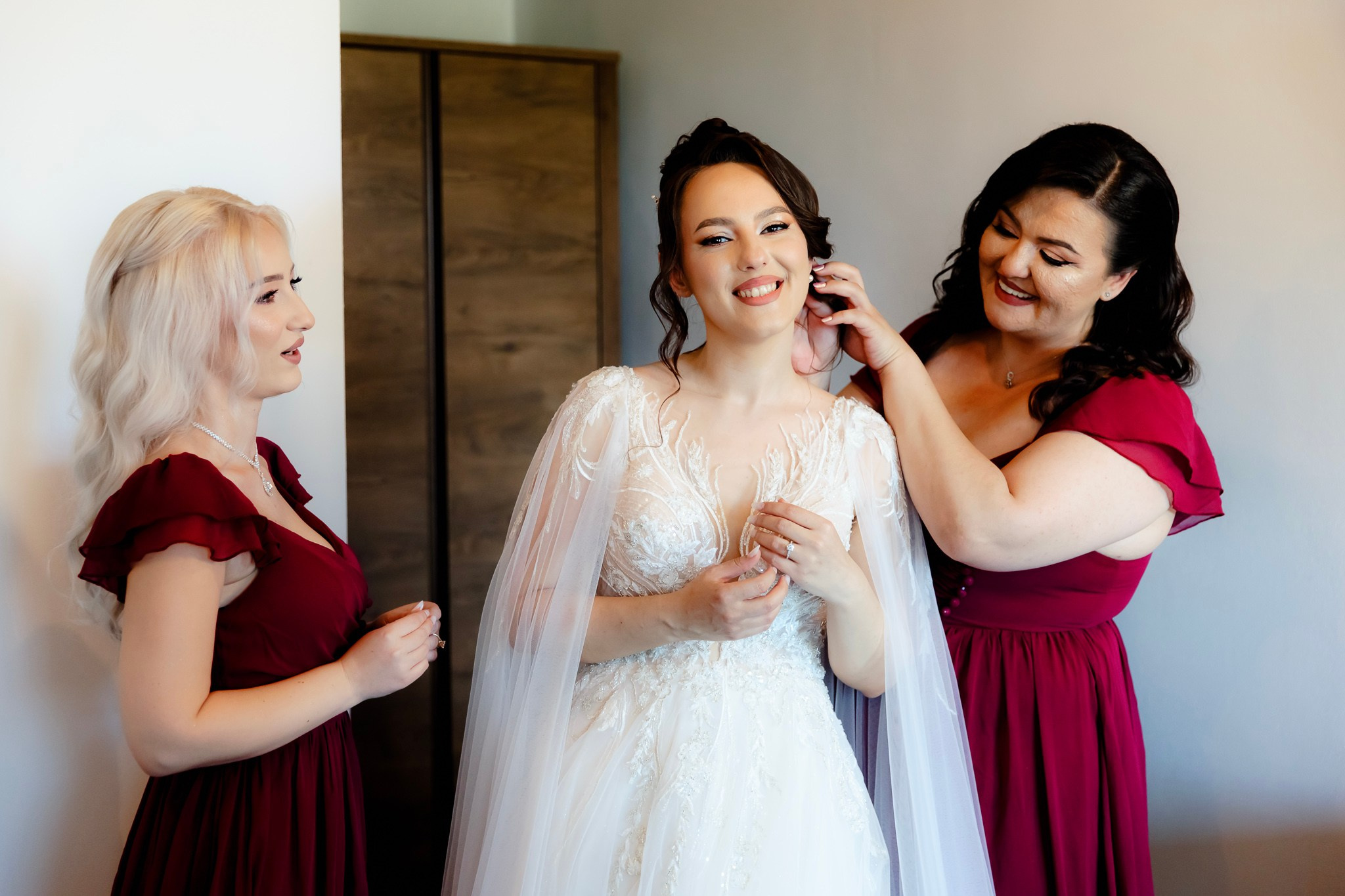 Ioana & Ionuț | Nuntă de poveste la Păstrăvăria Poiana din Mălini județul Suceava. Servicii foto-video profesionale, pentru momente de neuitat