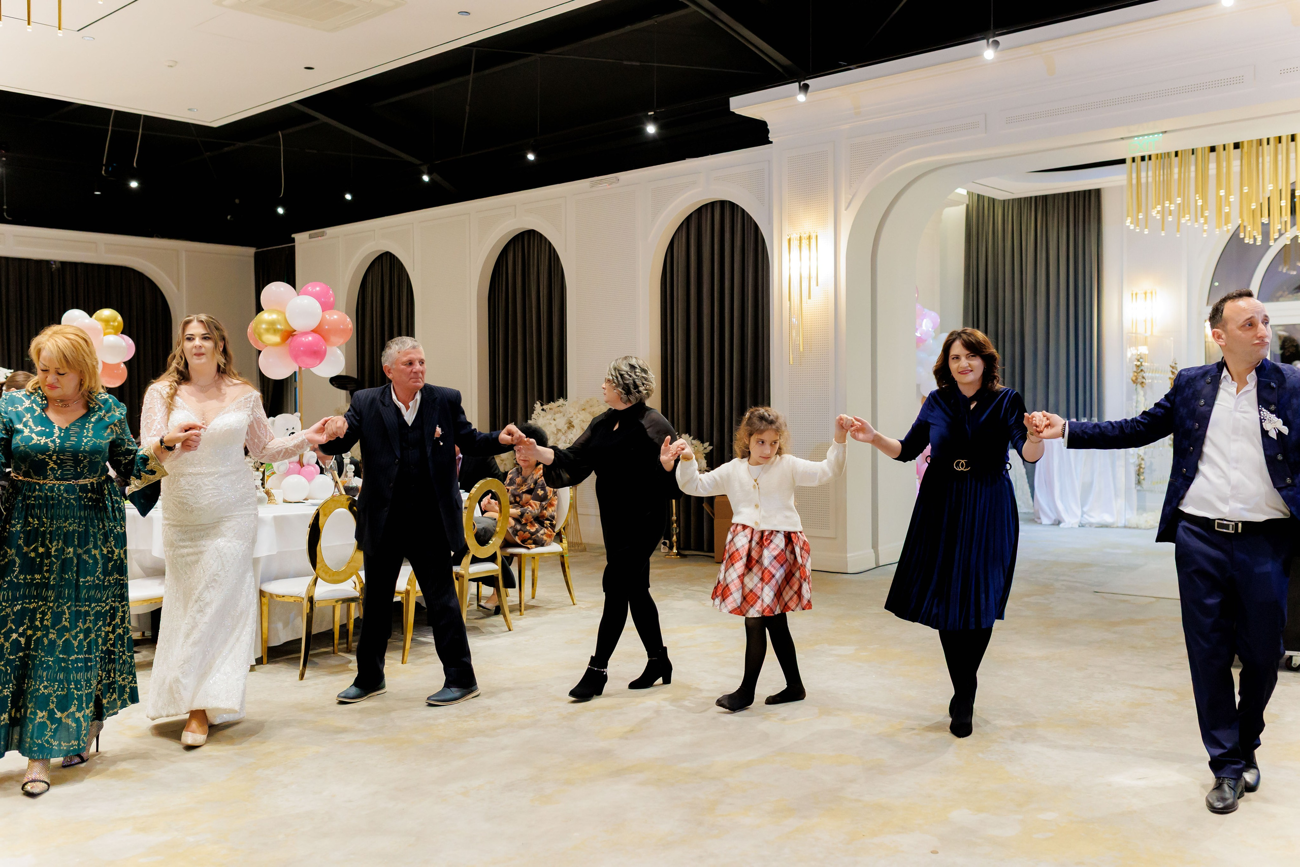 Povestea voastră, regizată de noi |Cristi Turculet Videograf Nuntă Suceava | wedding highlight. Servicii foto-video profesionale, pentru momente de neuitat