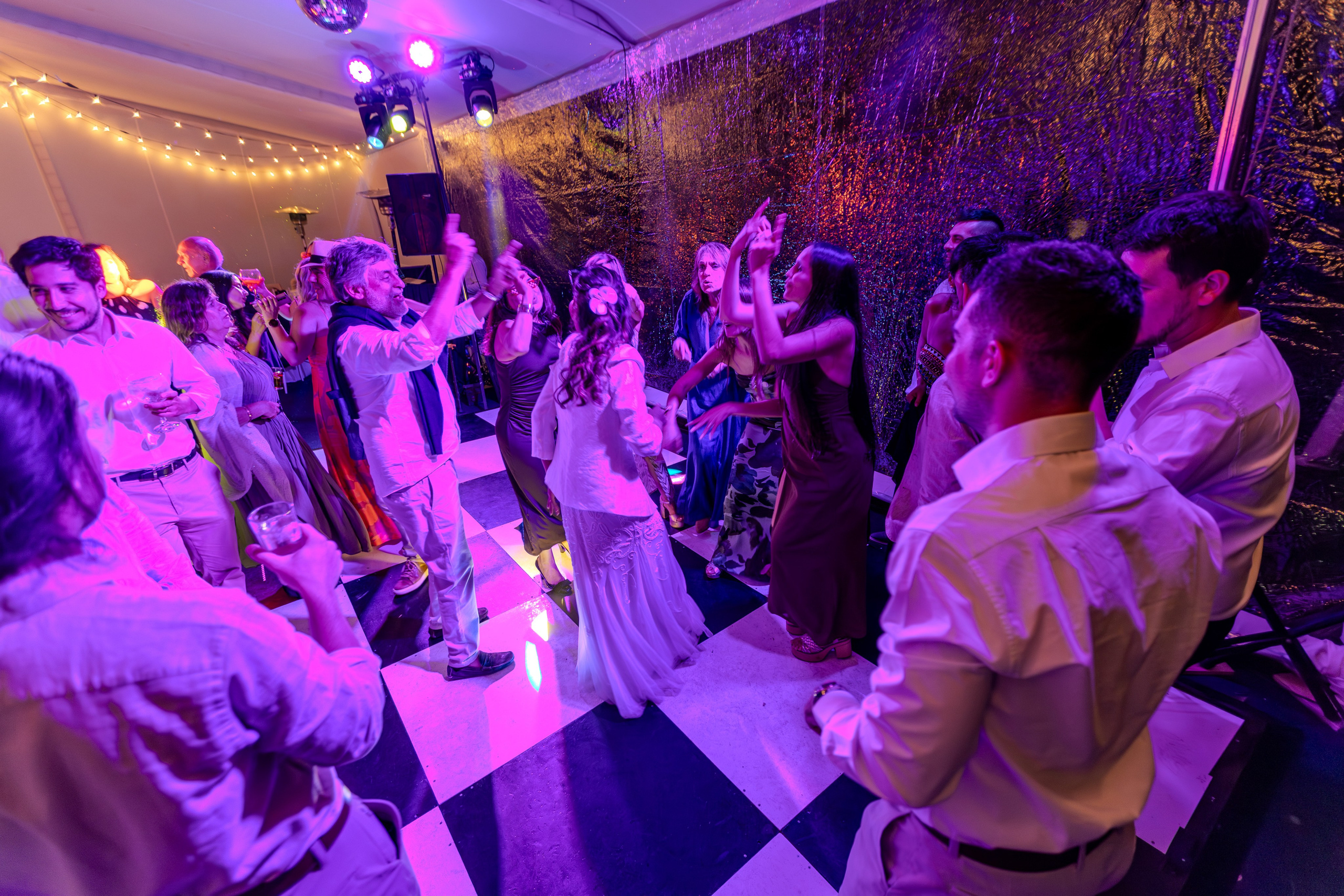 Javiera y Diego. Dinka & Emilio - El arte de preservar lo que no se repite