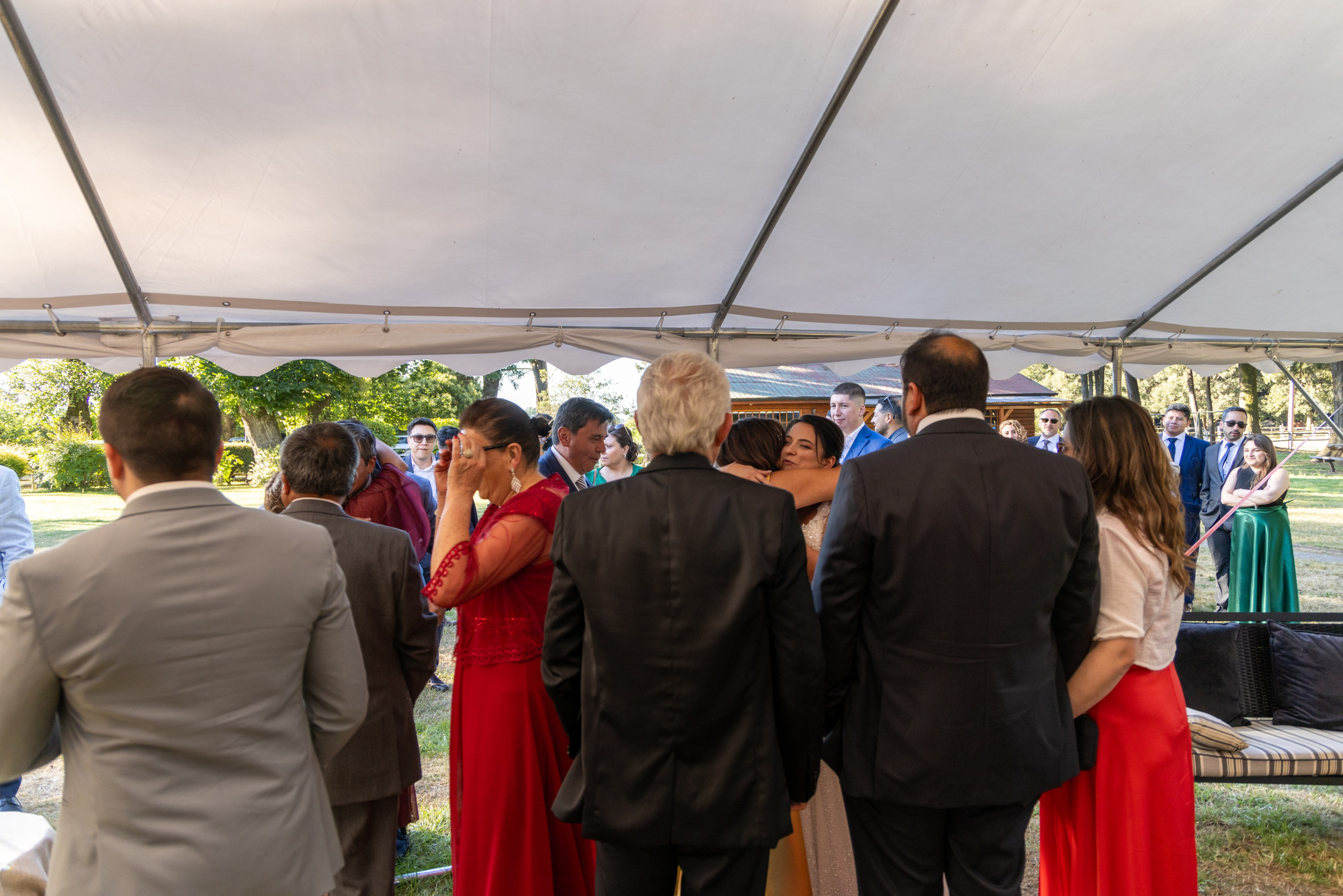 Katherin y Daniel. Dinka & Emilio - El arte de preservar lo que no se repite