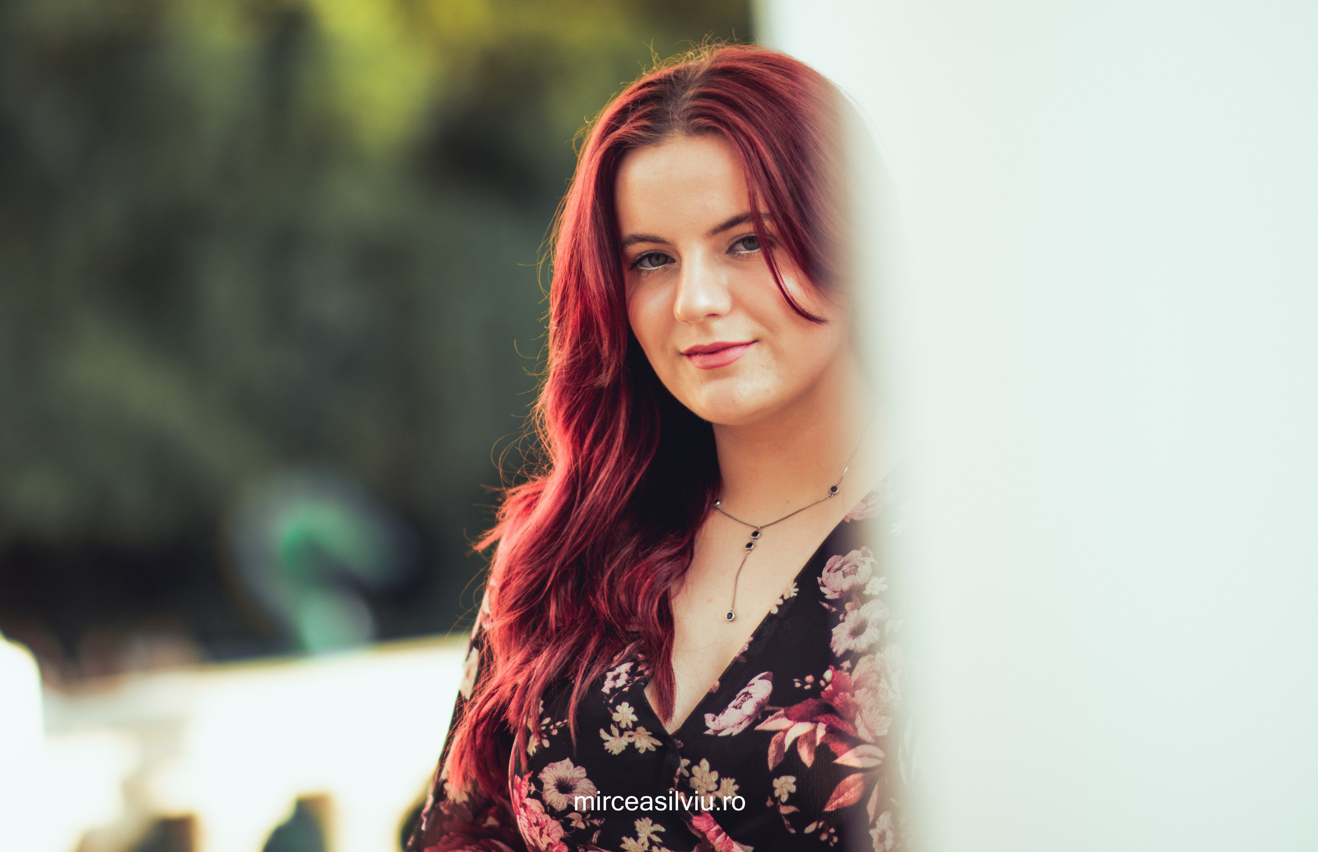 Denisa. Fotograf de portrete și evenimente din Cluj-Napoca. Ședințe foto individuale, nunți, botezuri și aniversări în Cluj și județul Cluj