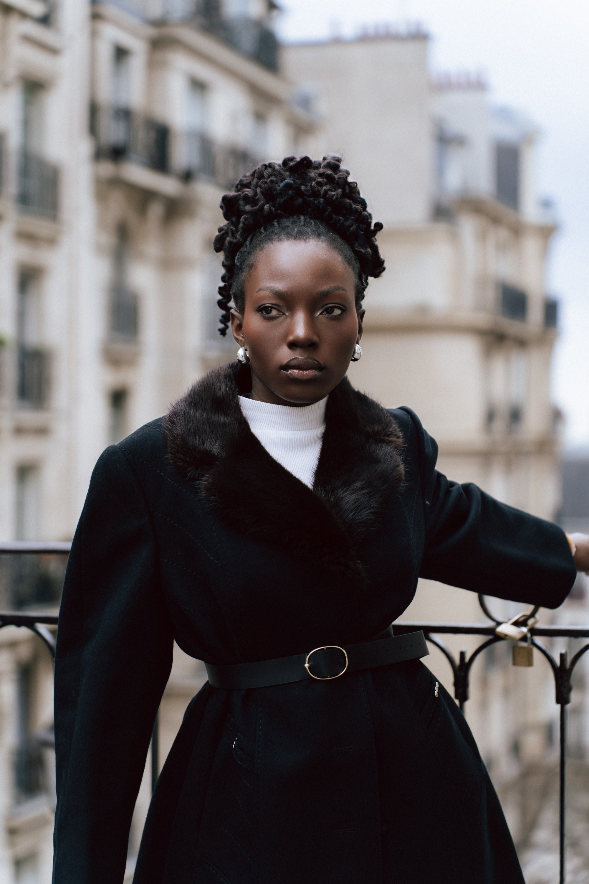 Solo Portrait Session: Monmartre. Paris Photographer & Videographer