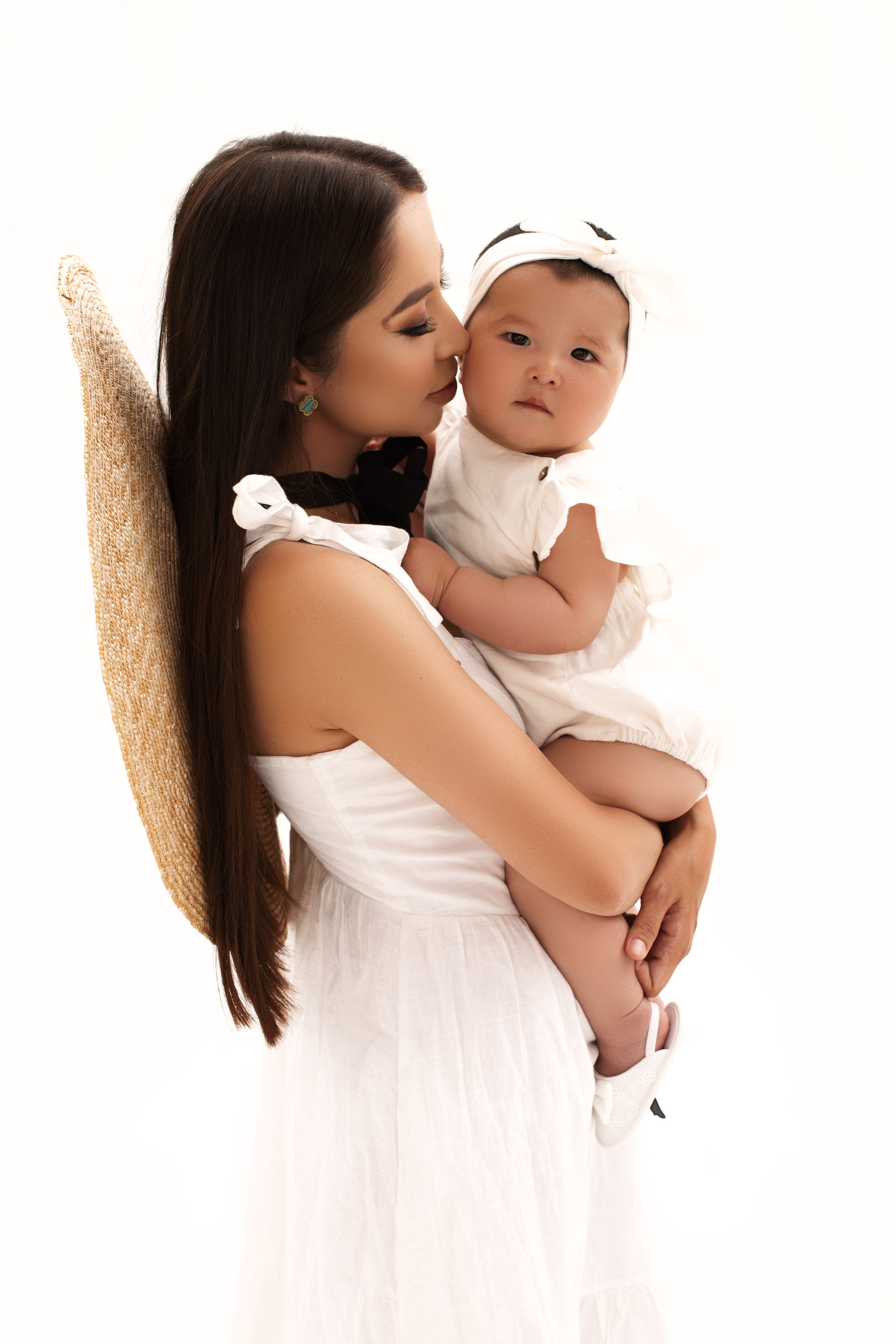 Семья. Ellaya.ph