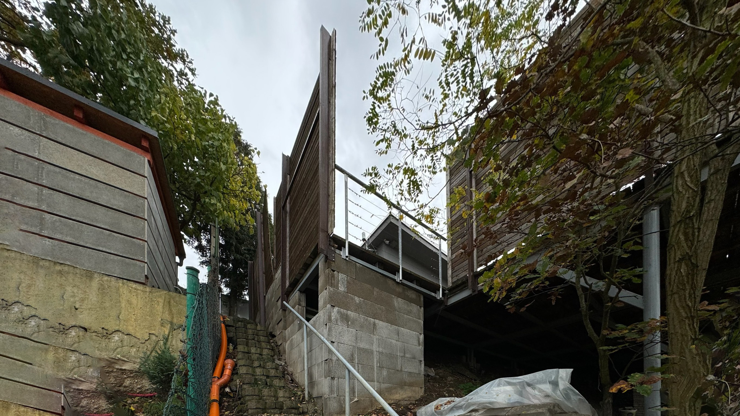 Архитектор в Праге Architekt Praha - Navrhujeme luxusní domy. Špičková moderní architektura. architektonické studio Praha. Architekti rodinných domů | Architektonické studio Praha. Zahradní architekt. Bytový Architekt a Návrhy interiérů. Architekt rodinných domů. Luxury villa Nejlepší Vily  Luxury vila русскоговорящий архитектор в чехии дизайнер интерьера прага Дизайн интерьера - Архитектор жилых помещений Прага проект виллы проект дома в праге строительство дома чехия