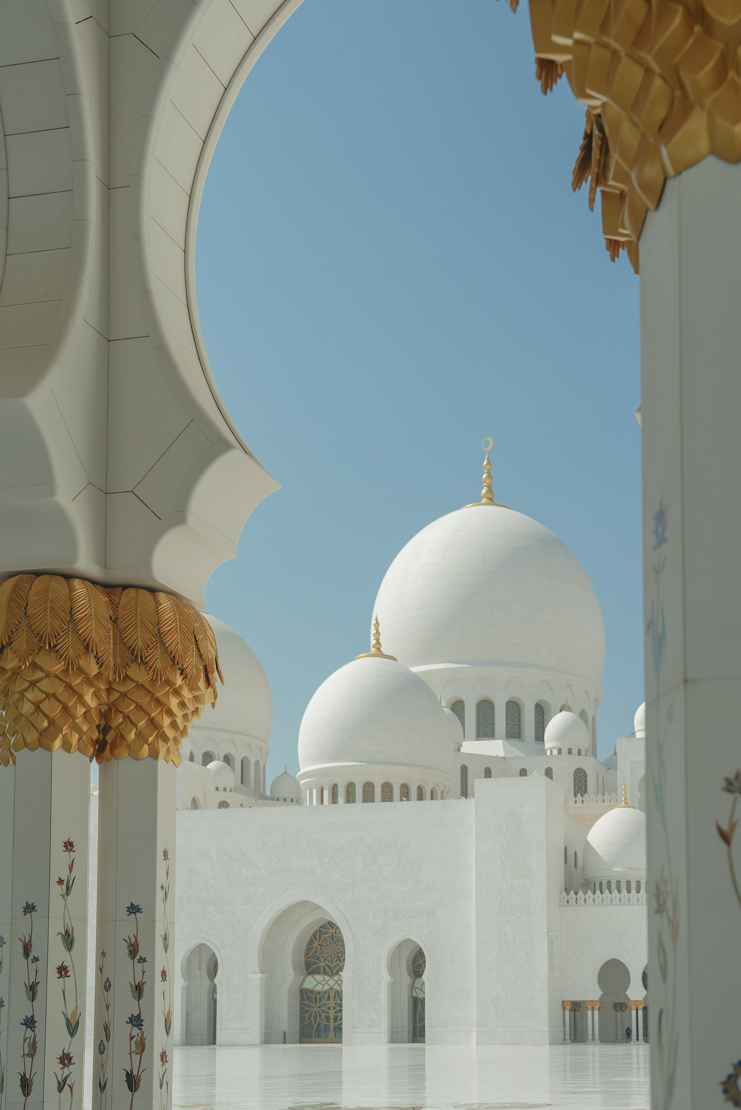 Four Seasons, Abu Dhabi / UAE. Editorial photographer Yuliya Drazdovich