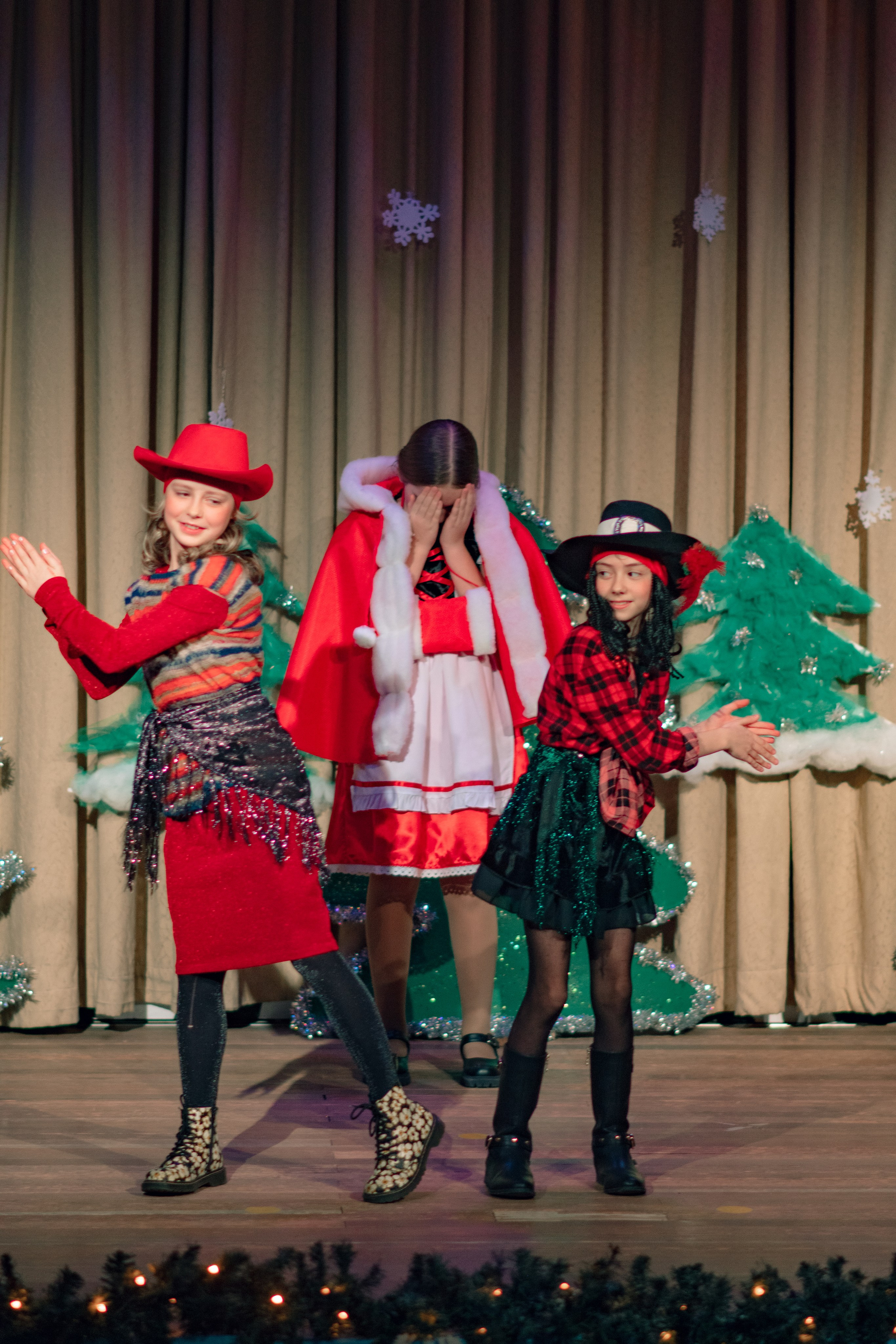 Театральная студия. Семейный и детский фотограф