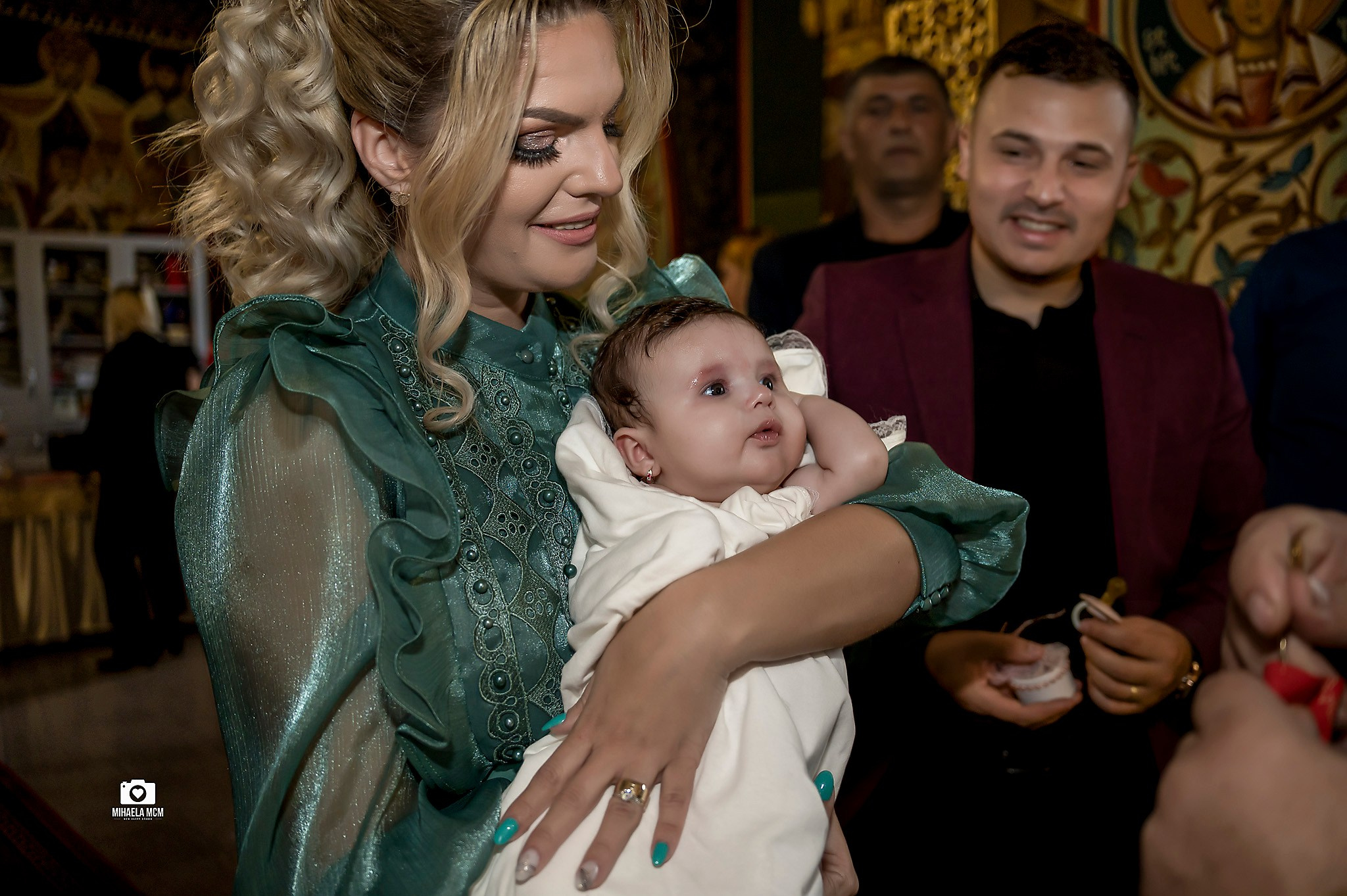 Fotograf botez Constanta, Servicii foto video botez. MCM Happy Studio – Fotograf & Videograf Evenimente | Nuntă & Botez