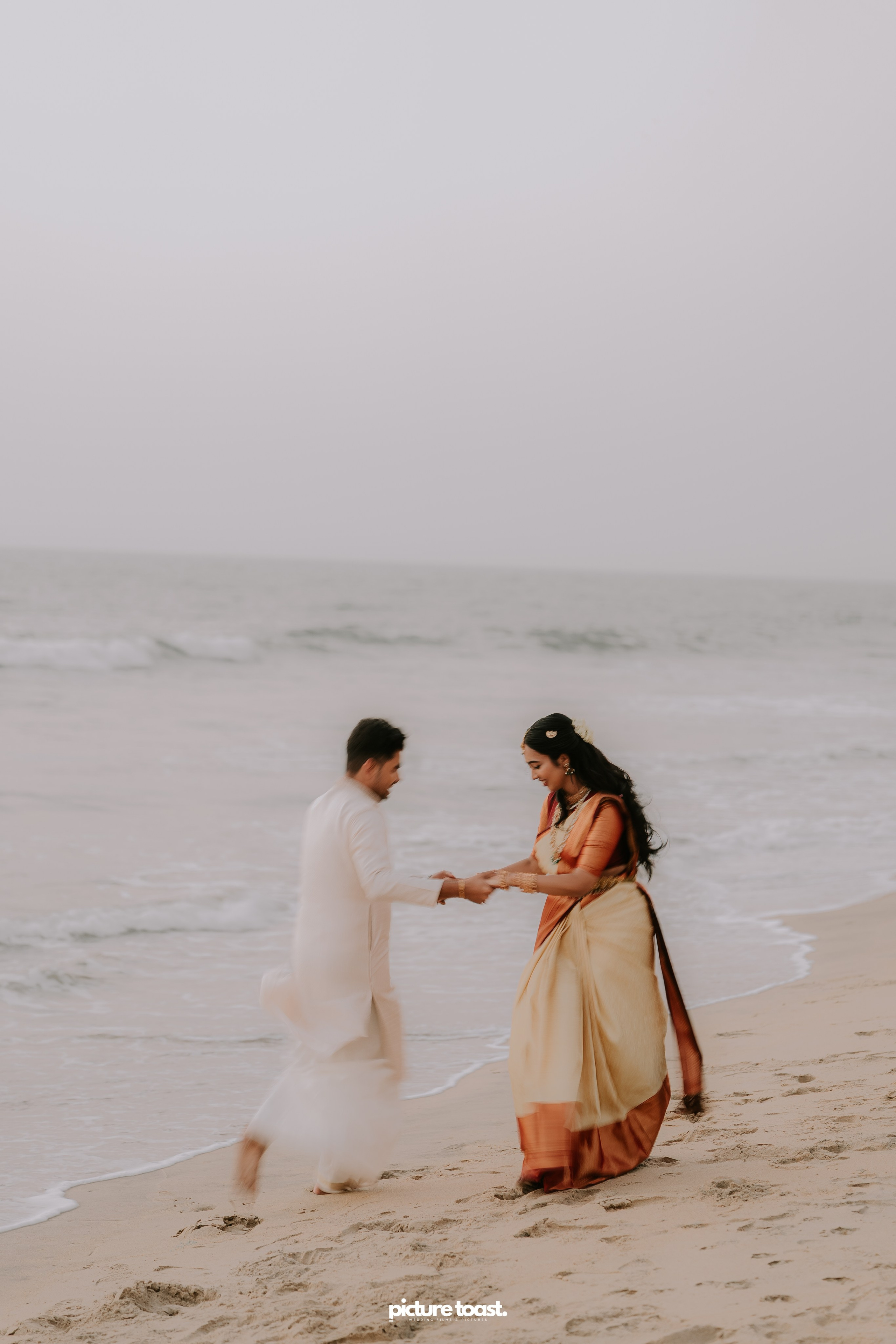 Traditional Kerala Hindu Wedding. Fine art Wedding Photographers in India & Canada