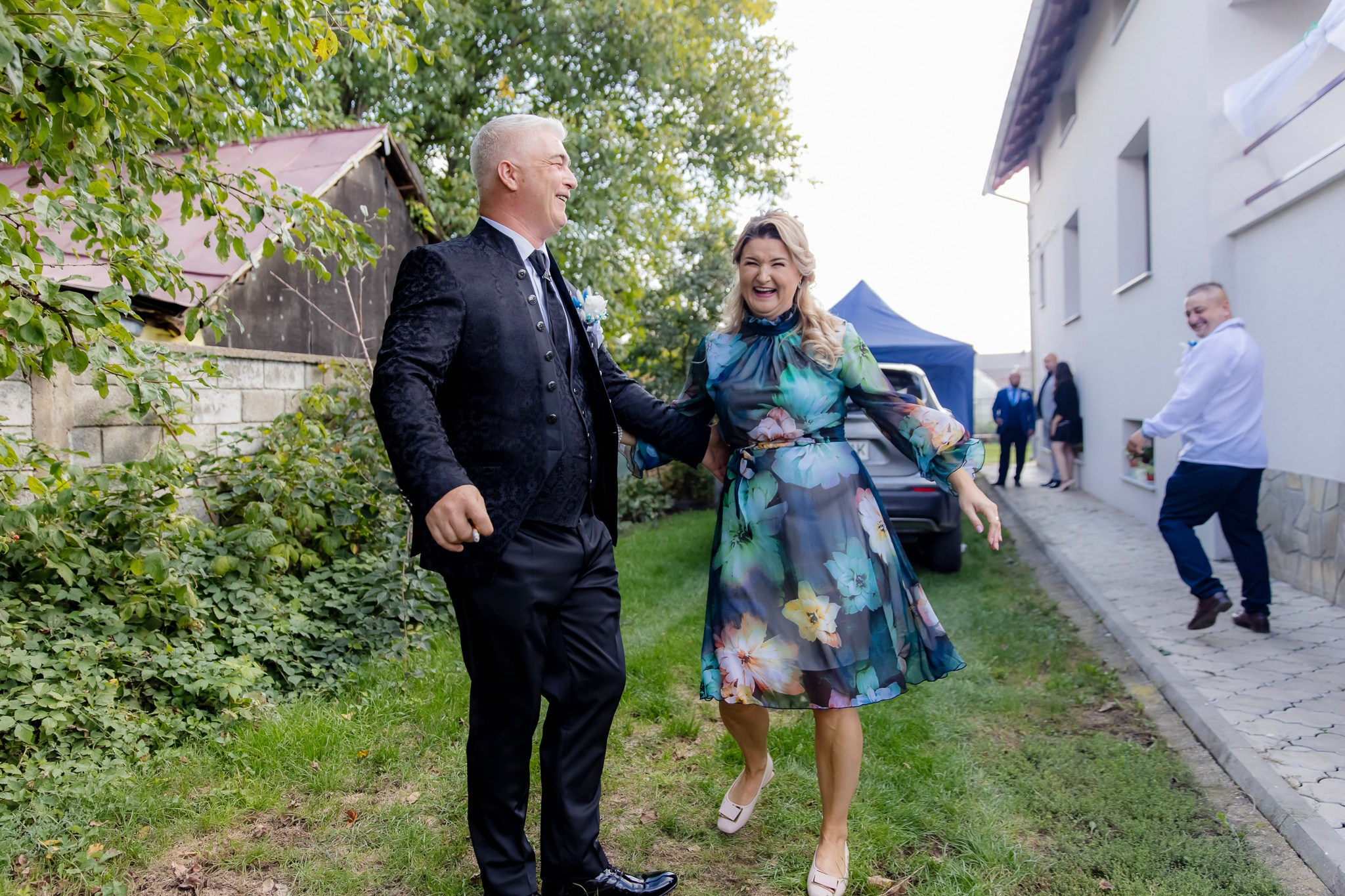 Mihai & Oana. Servicii foto-video profesionale, pentru momente de neuitat