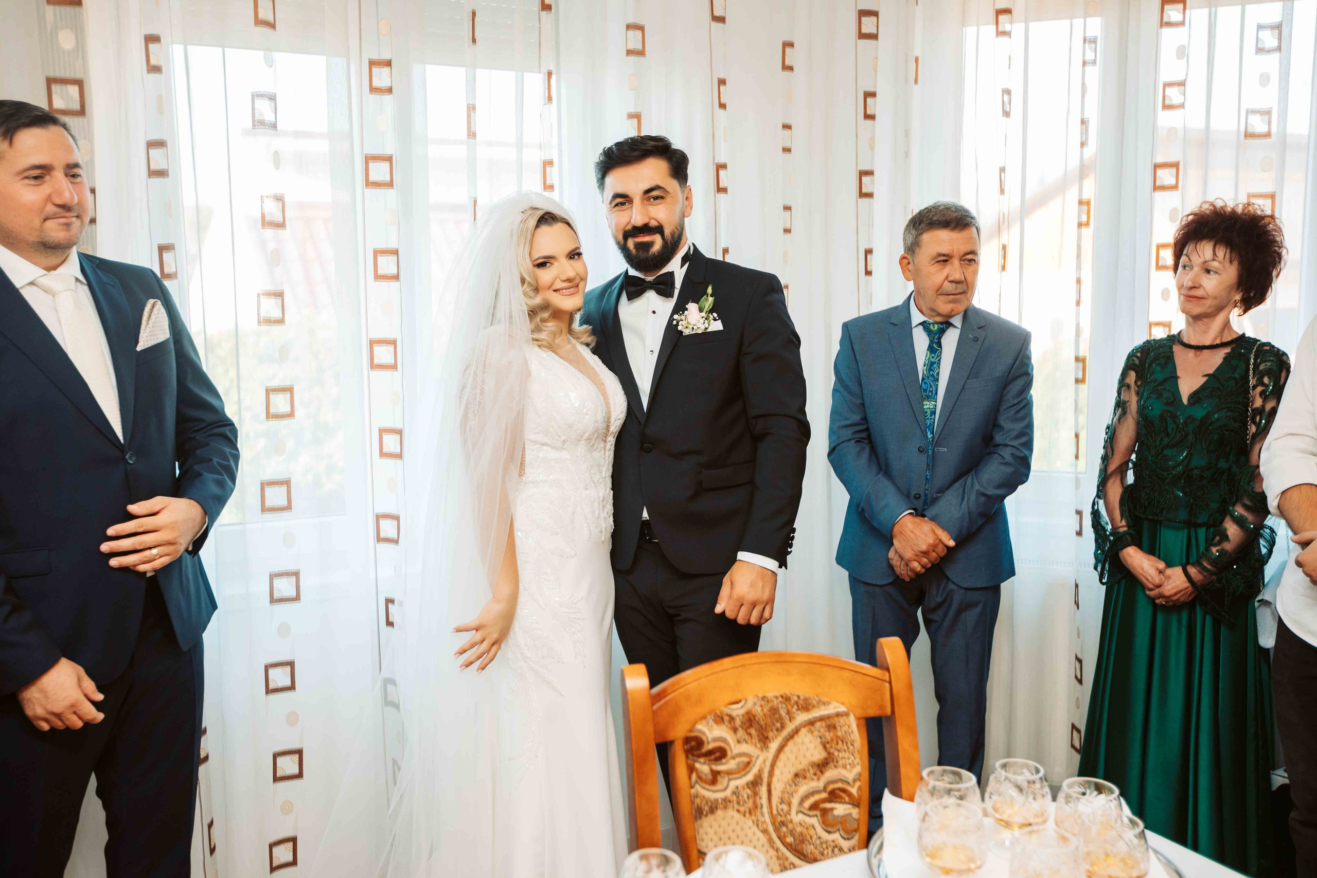 Roxana & Andrei. Contrast Studio