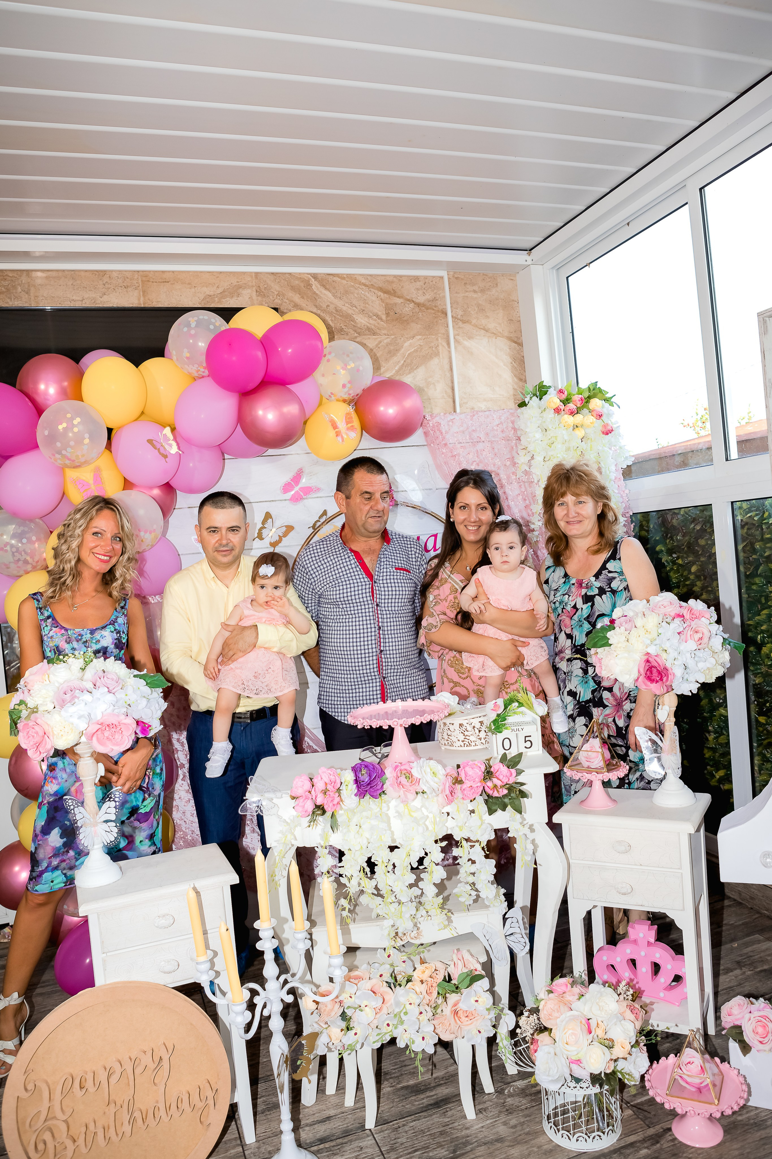 Чрстит Първи Рожден Ден. Фотограф Ирина Йотова