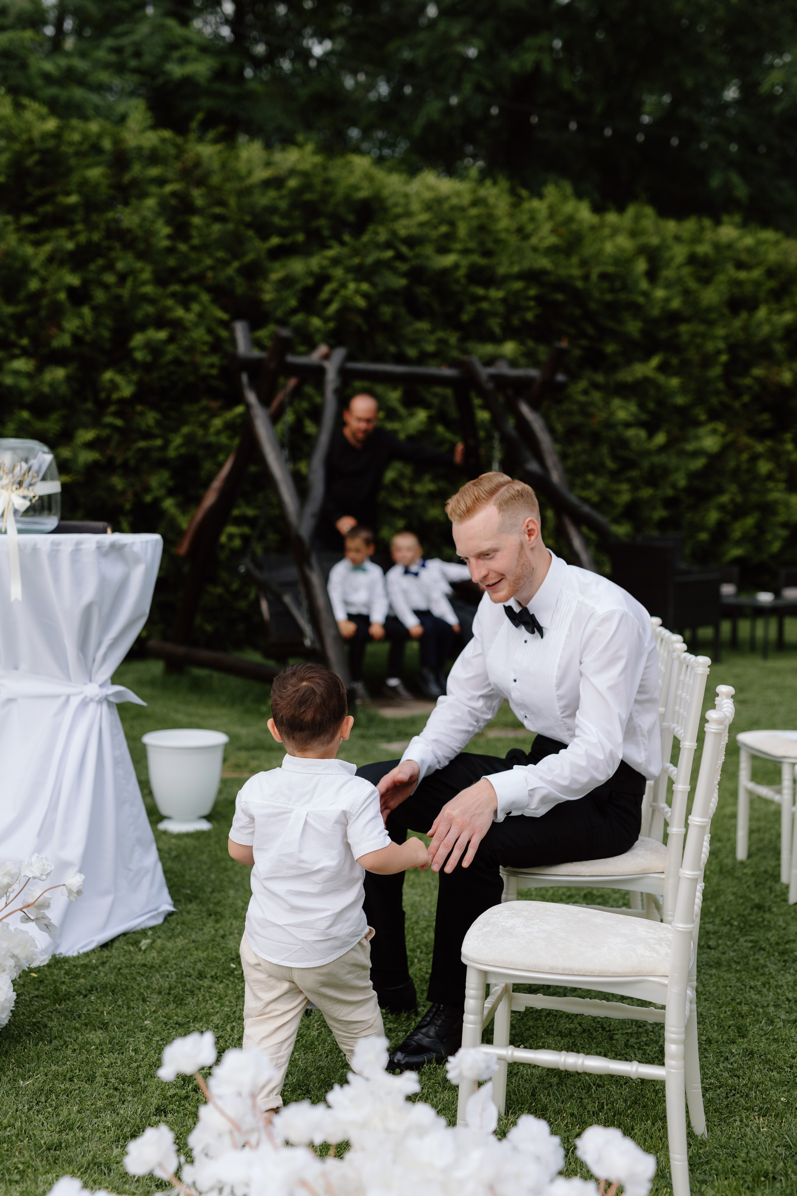 Corina & Dumitru. Main