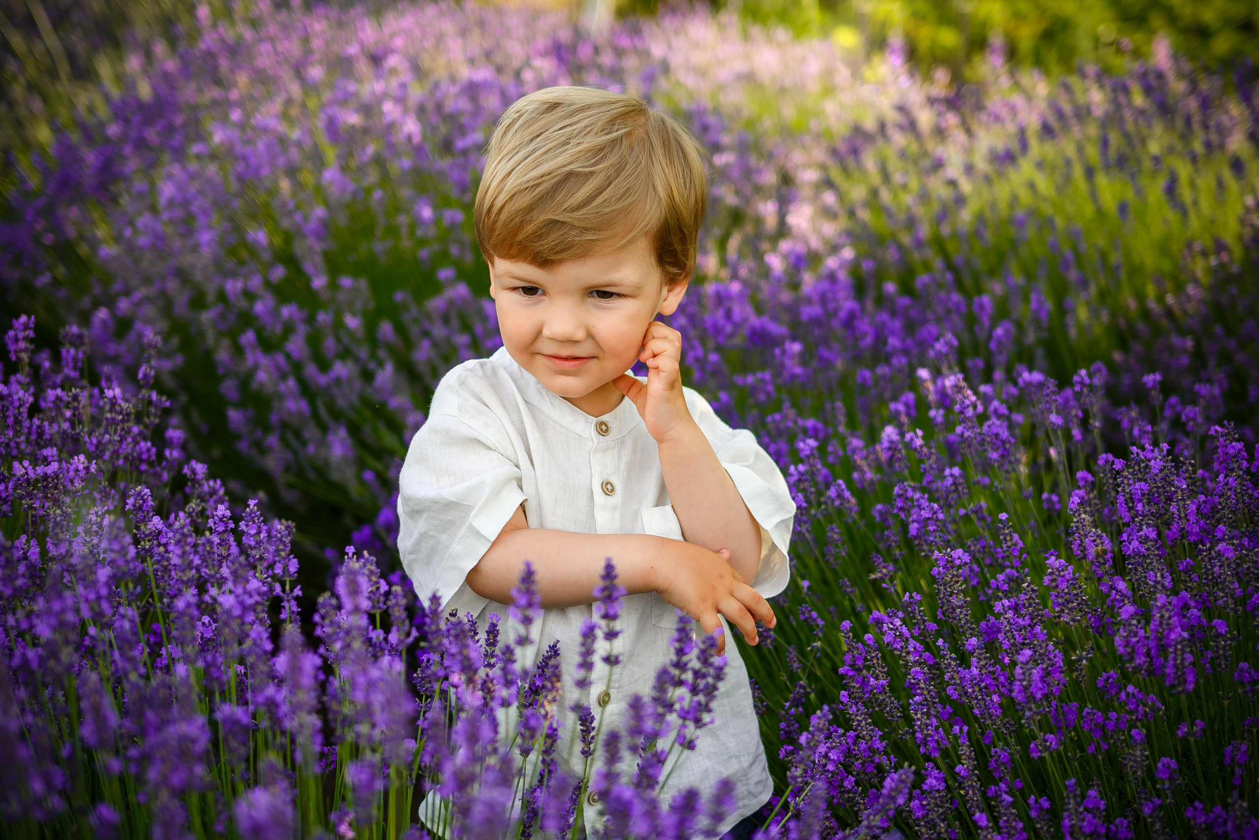 Sedinte foto in natura. Daria Kids Photo by Alexandra Tomoiu | Fotograf familie si evenimente | Militari Residence, Bucuresti