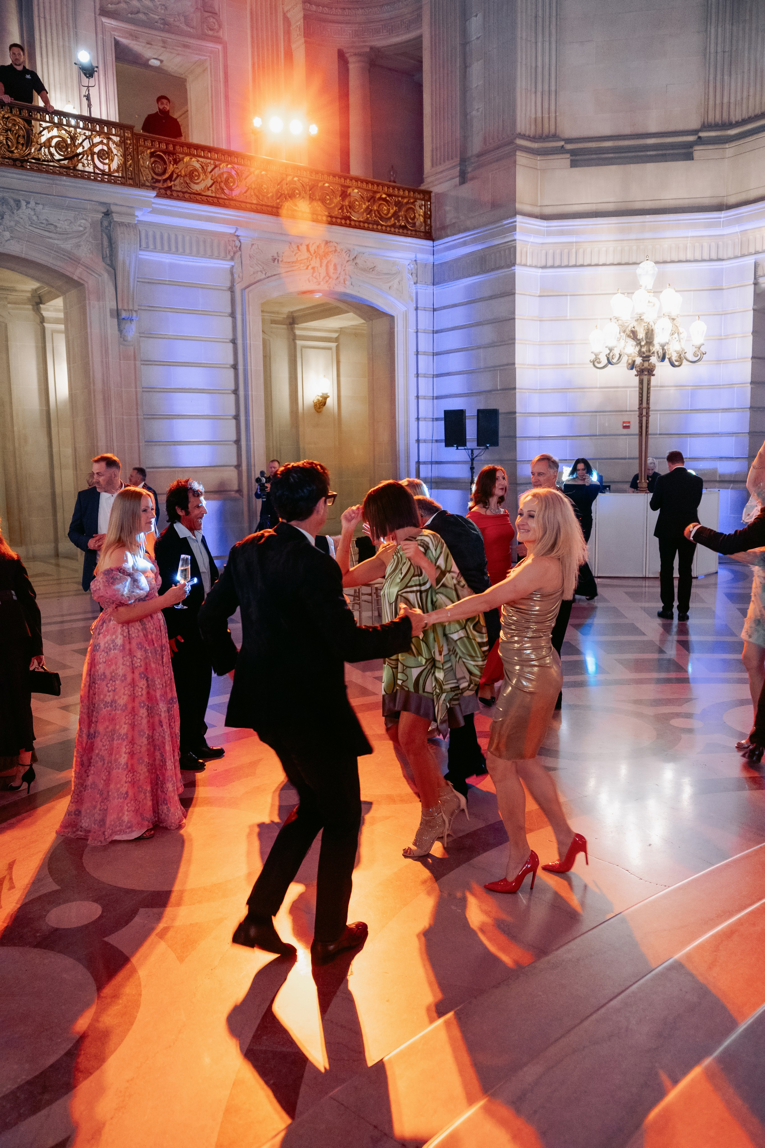Wedding at City Hall. Family and Event photographer in Bay Area Elena Tiuriumina
